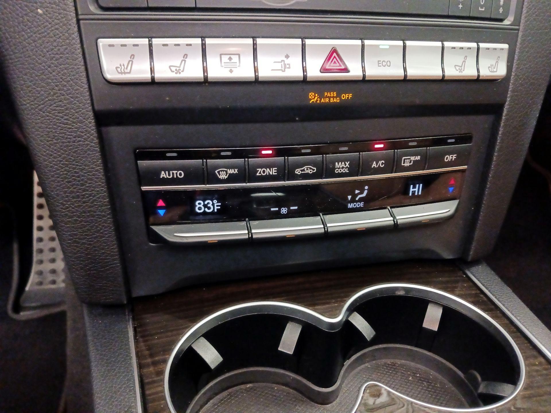 Thumbnail: 2017 Mercedes-Benz E-Class - 17