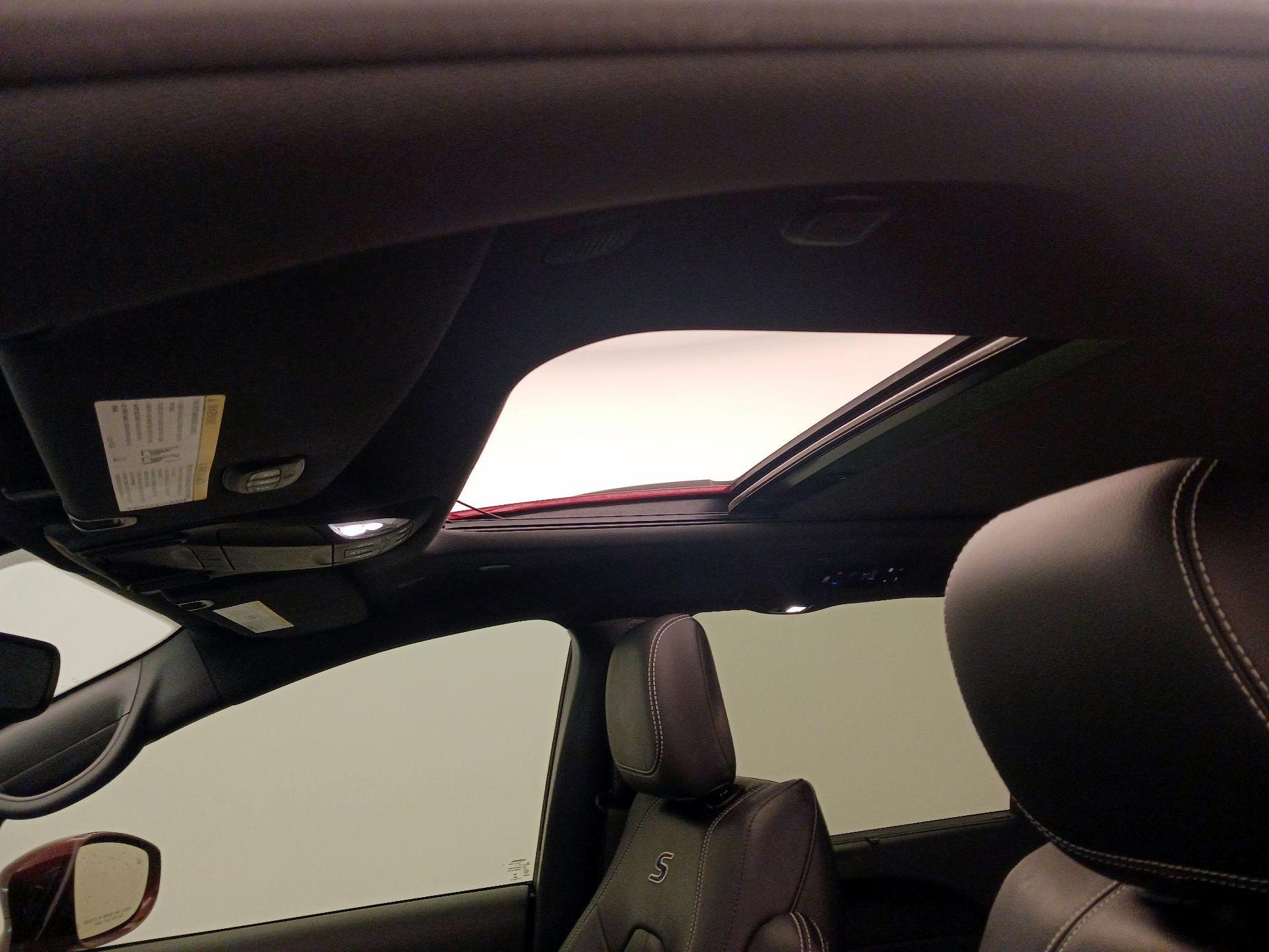 Thumbnail: 2021 Chrysler Pacifica - 20