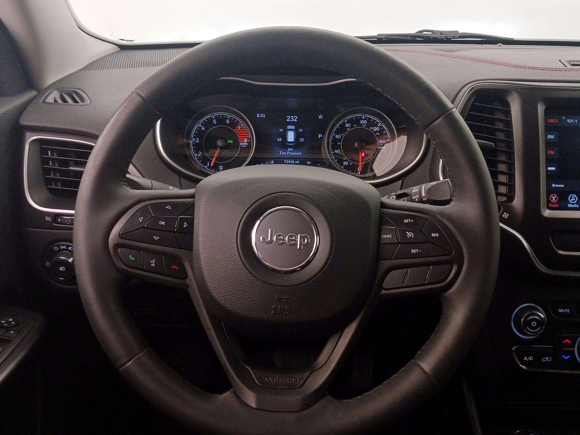 Thumbnail: 2022 Jeep Cherokee - 10