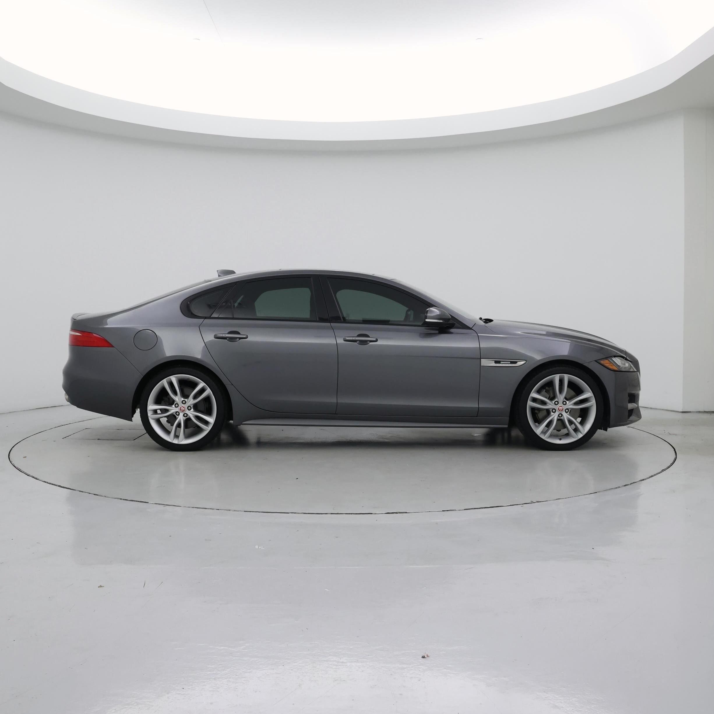 Thumbnail: 2016 Jaguar XF - 7