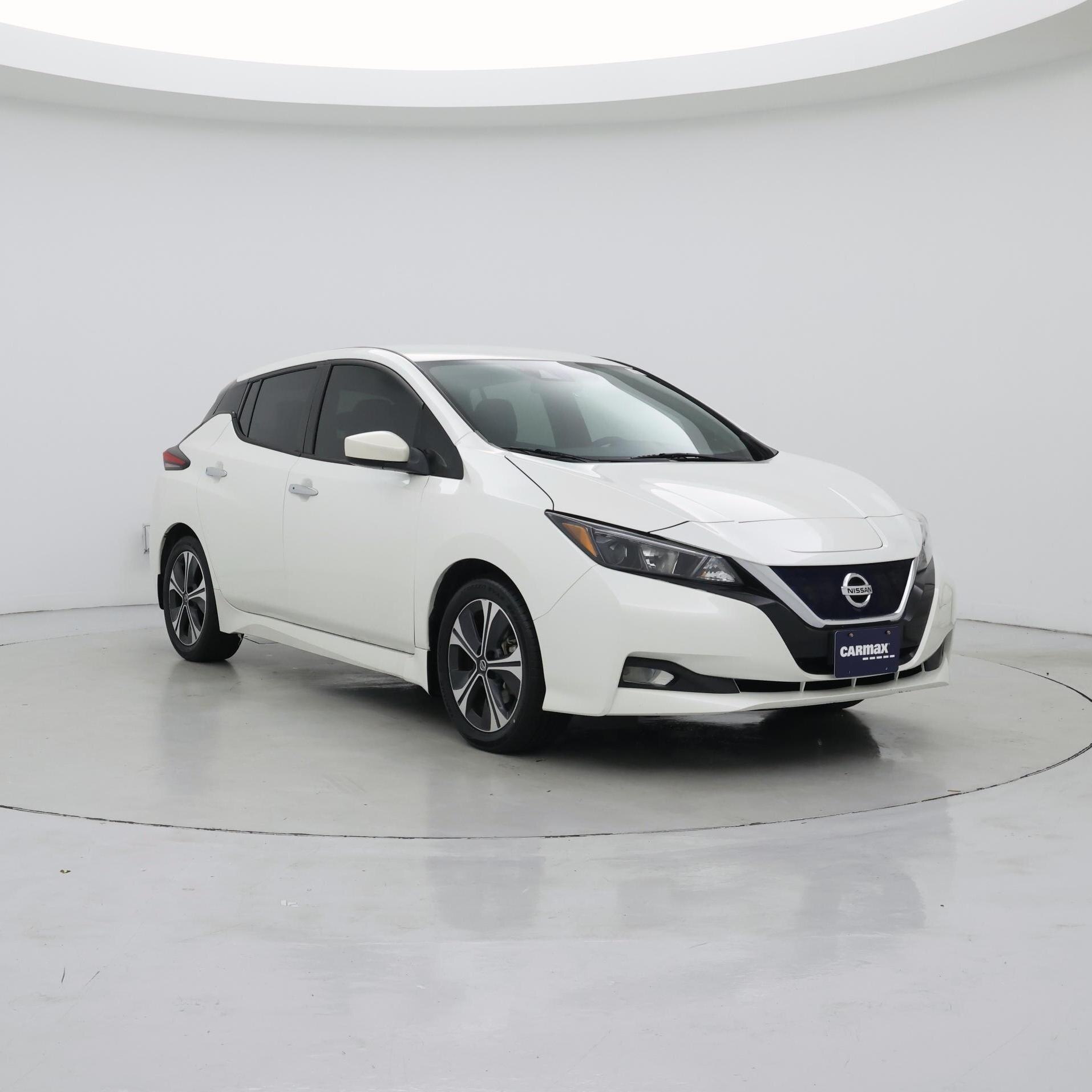 2022 Nissan LEAF SV FWD