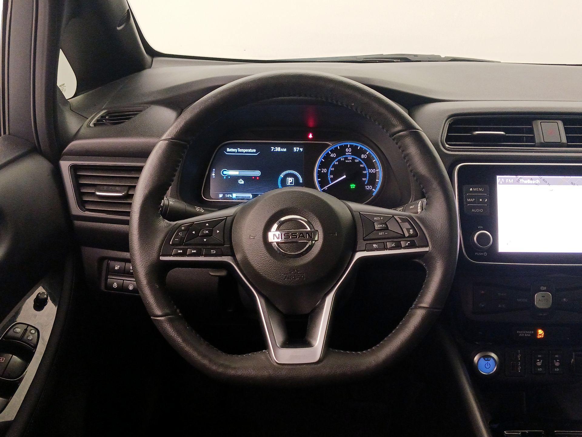 Thumbnail: 2022 Nissan Leaf - 10