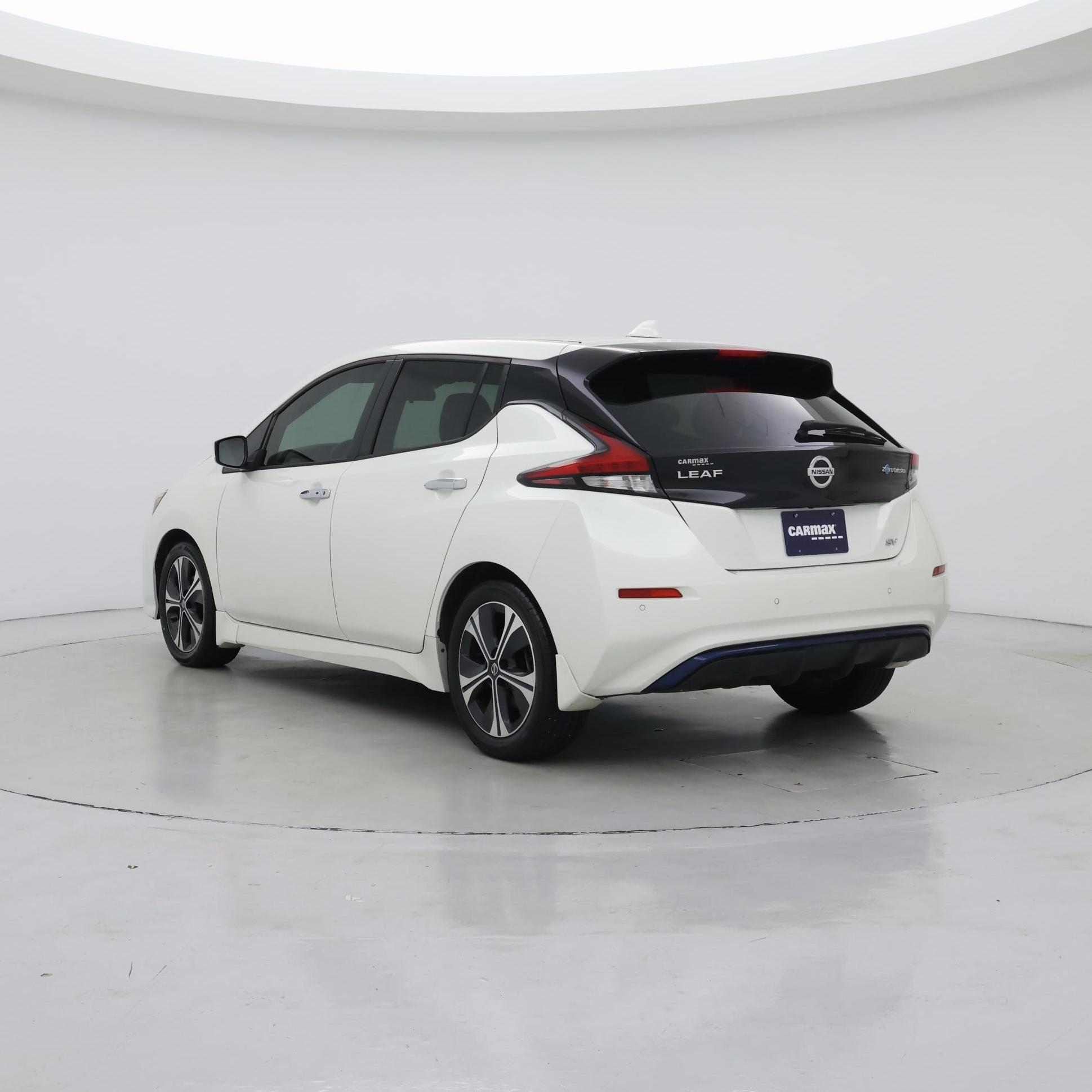 Thumbnail: 2022 Nissan Leaf - 2