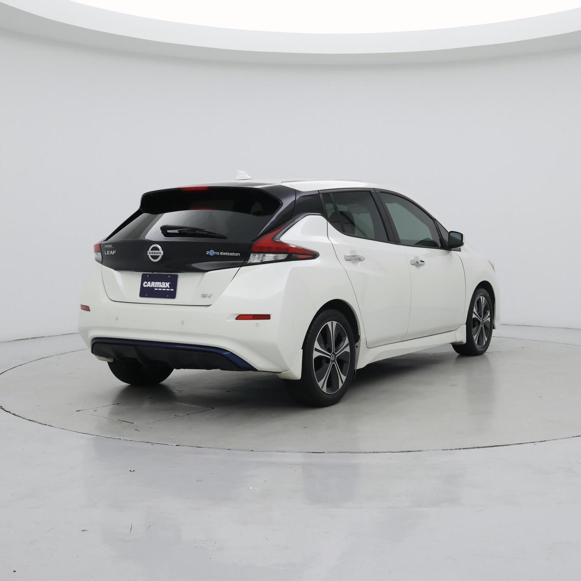 Thumbnail: 2022 Nissan Leaf - 8