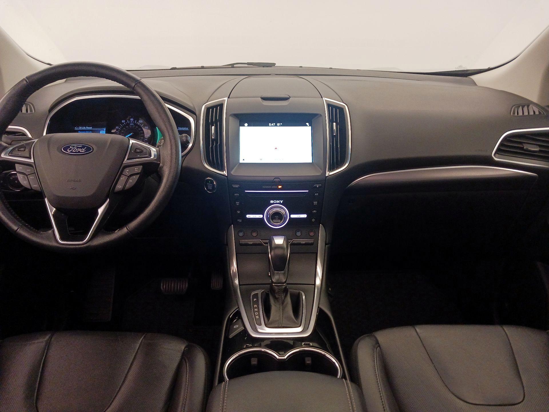 Thumbnail: 2018 Ford Edge - 9