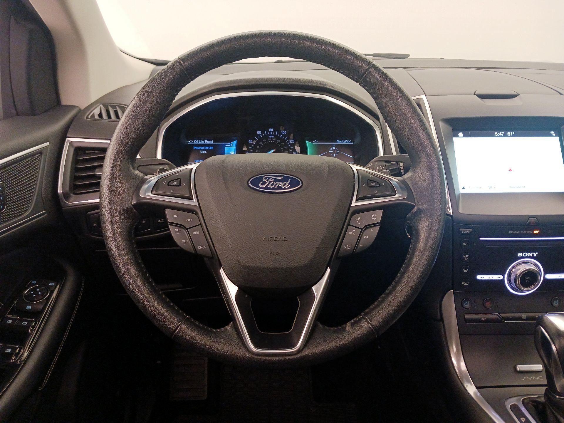 Thumbnail: 2018 Ford Edge - 10