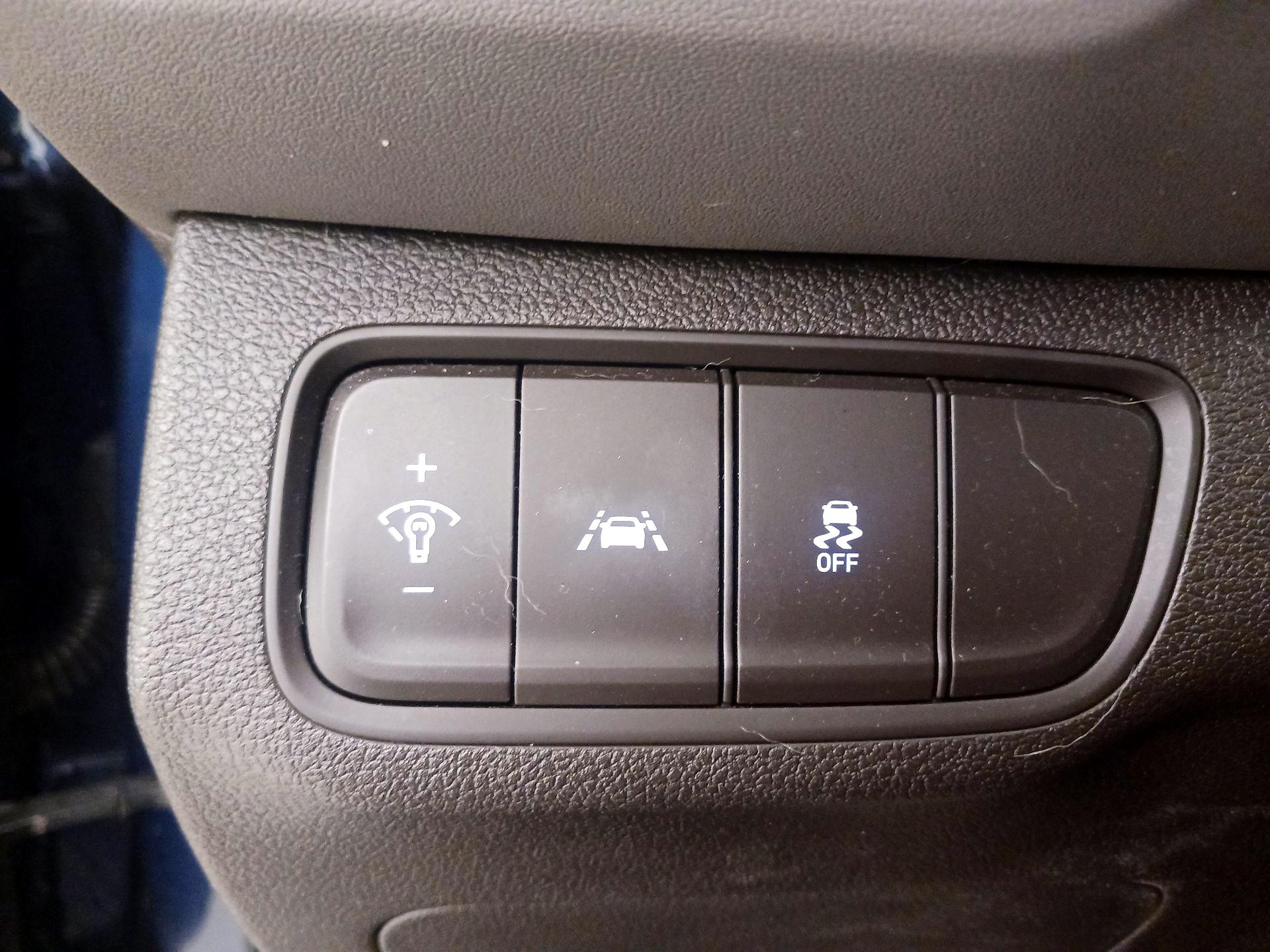 Thumbnail: 2020 Hyundai Santa Fe - 13