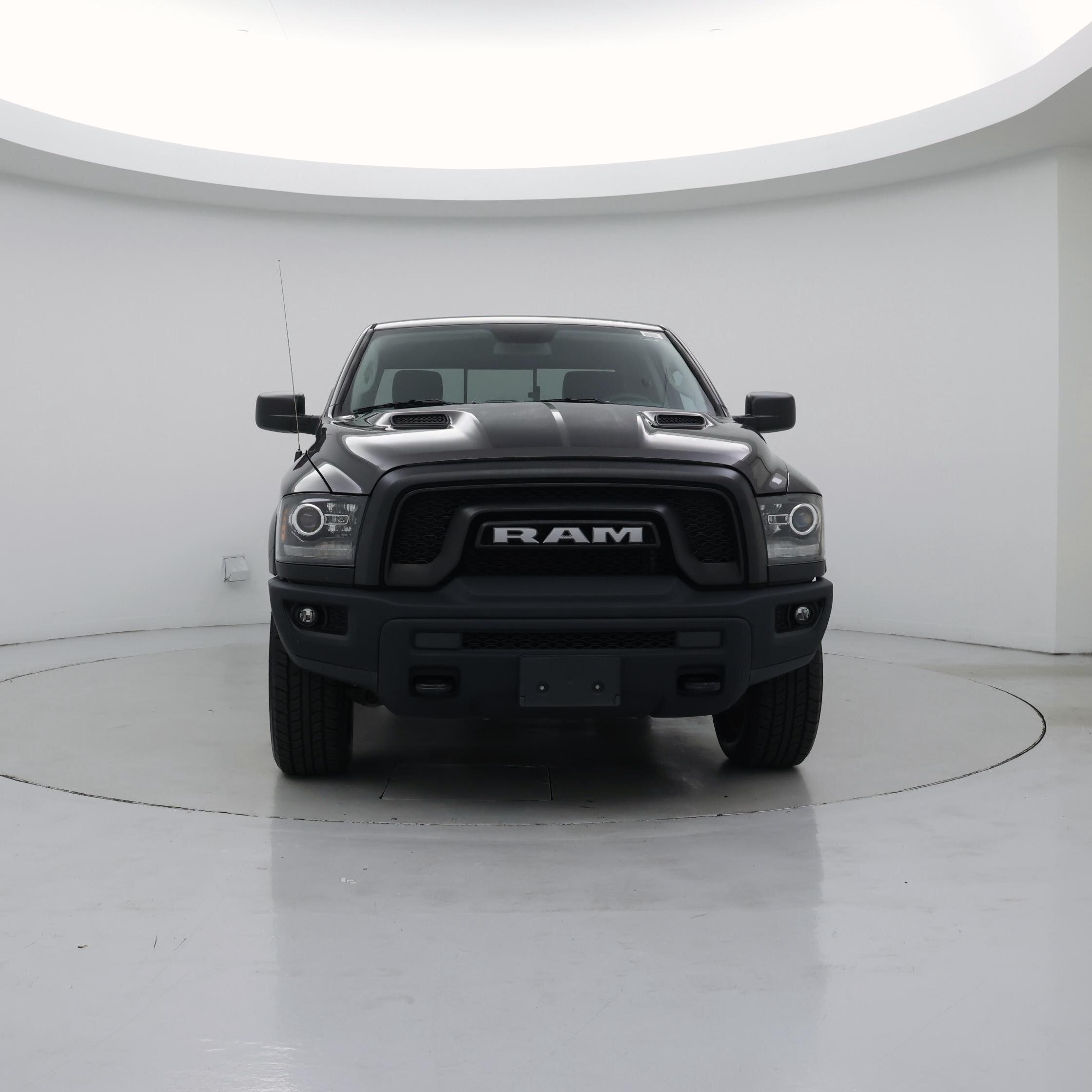 Thumbnail: 2020 RAM 1500 Classic - 5