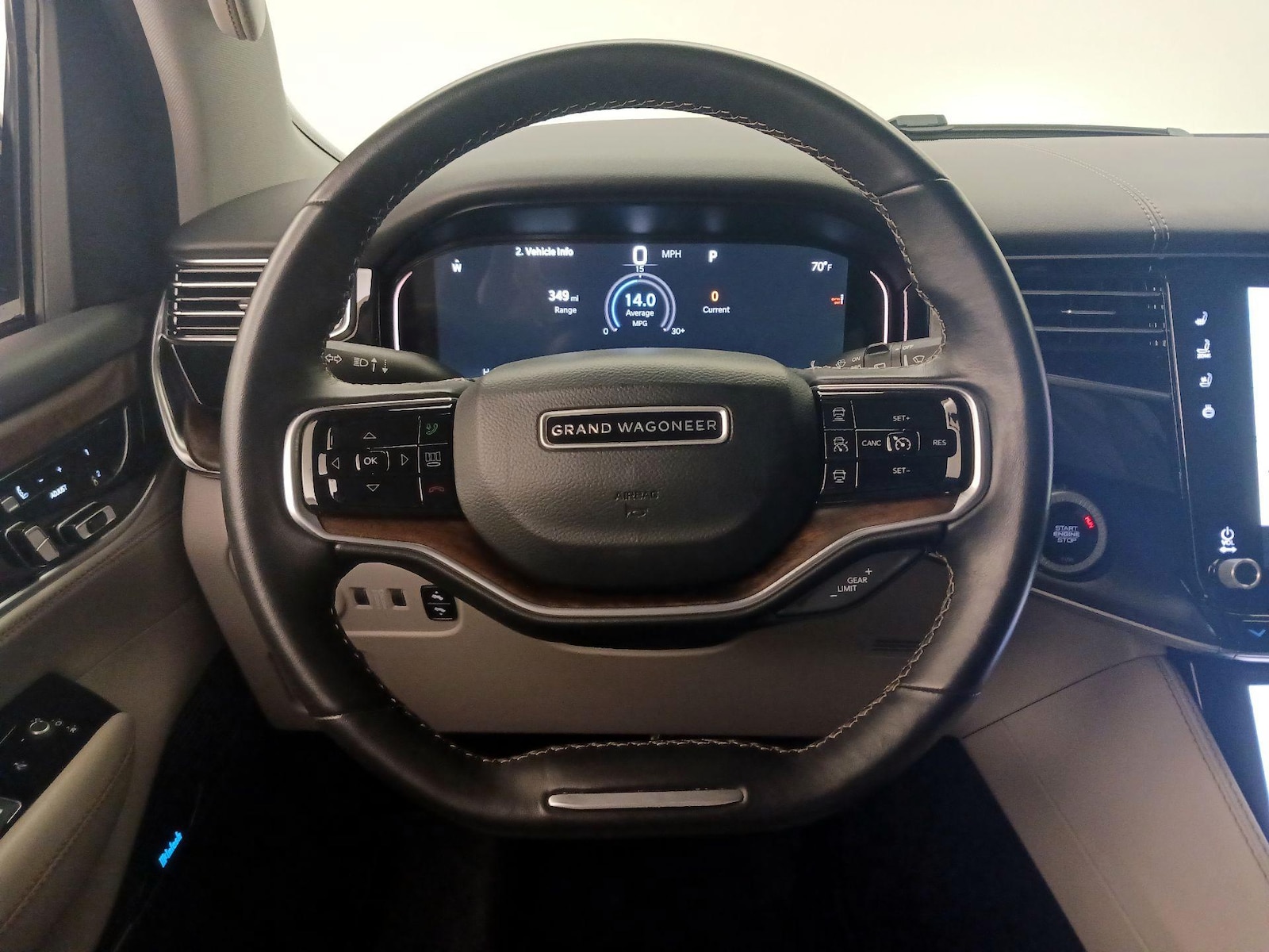 2023 Jeep Grand Wagoneer Series I - Photo 11