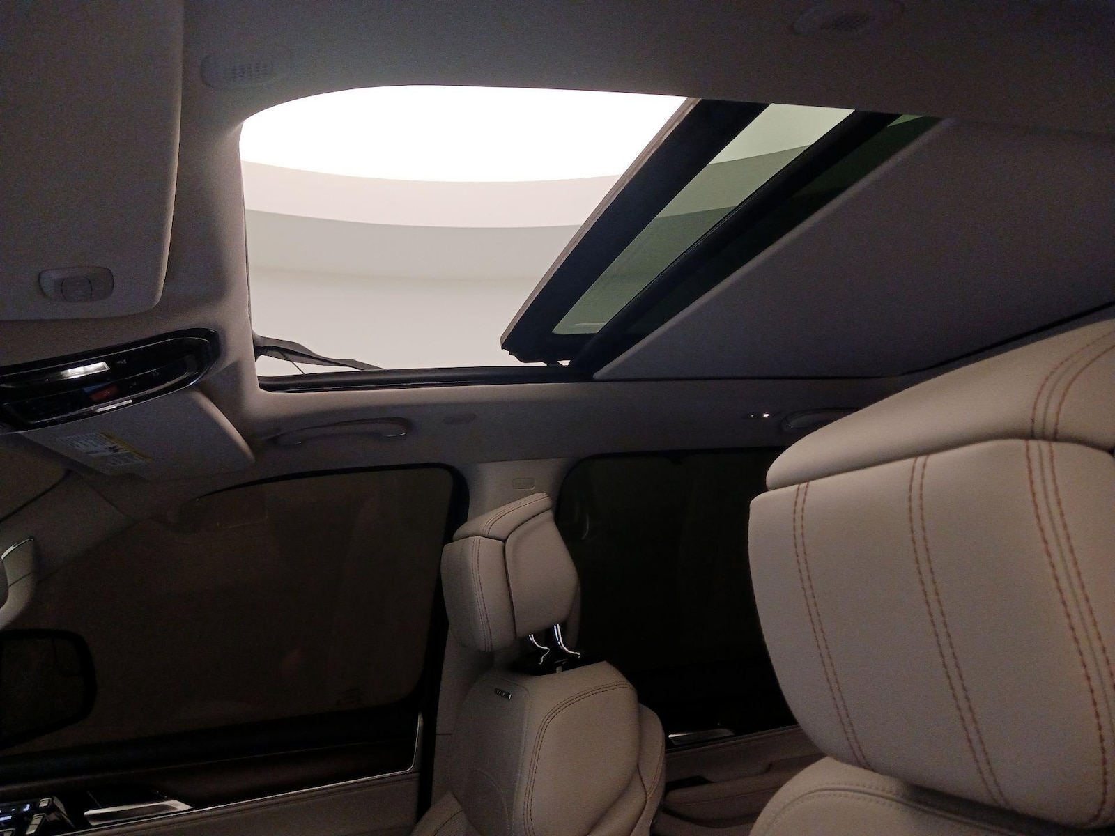 2023 Jeep Grand Wagoneer Series I - Photo 21