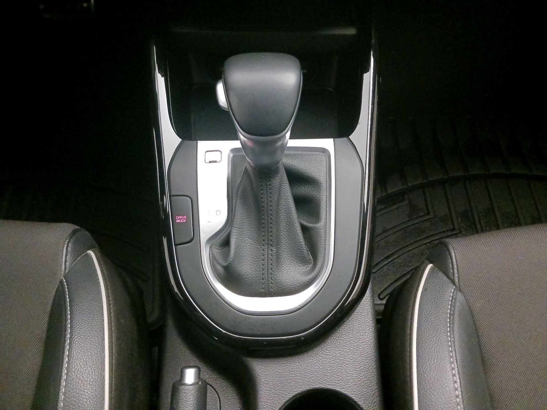 Thumbnail: 2020 Kia Forte - 17