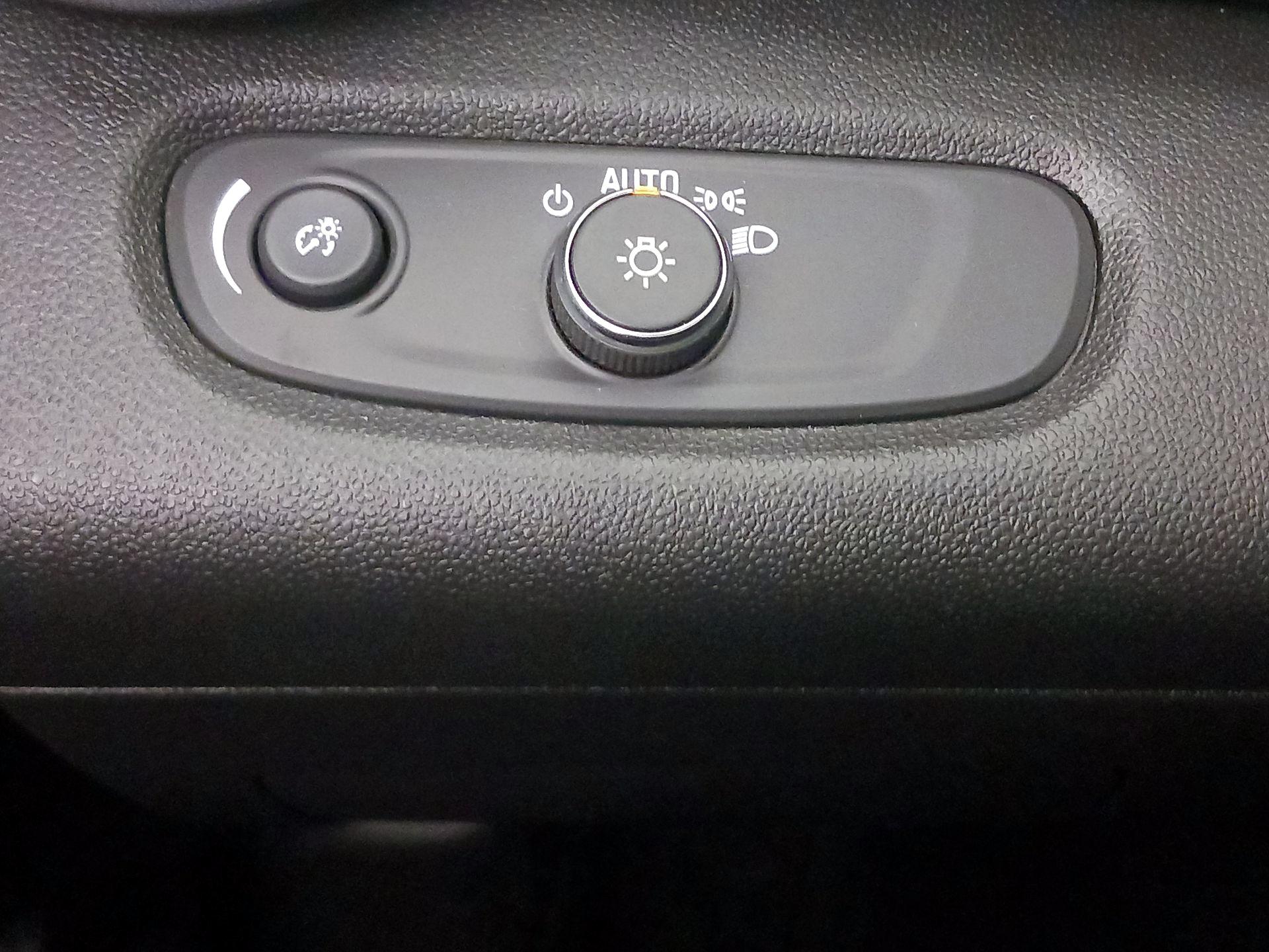 Thumbnail: 2024 Chevrolet Trax - 13