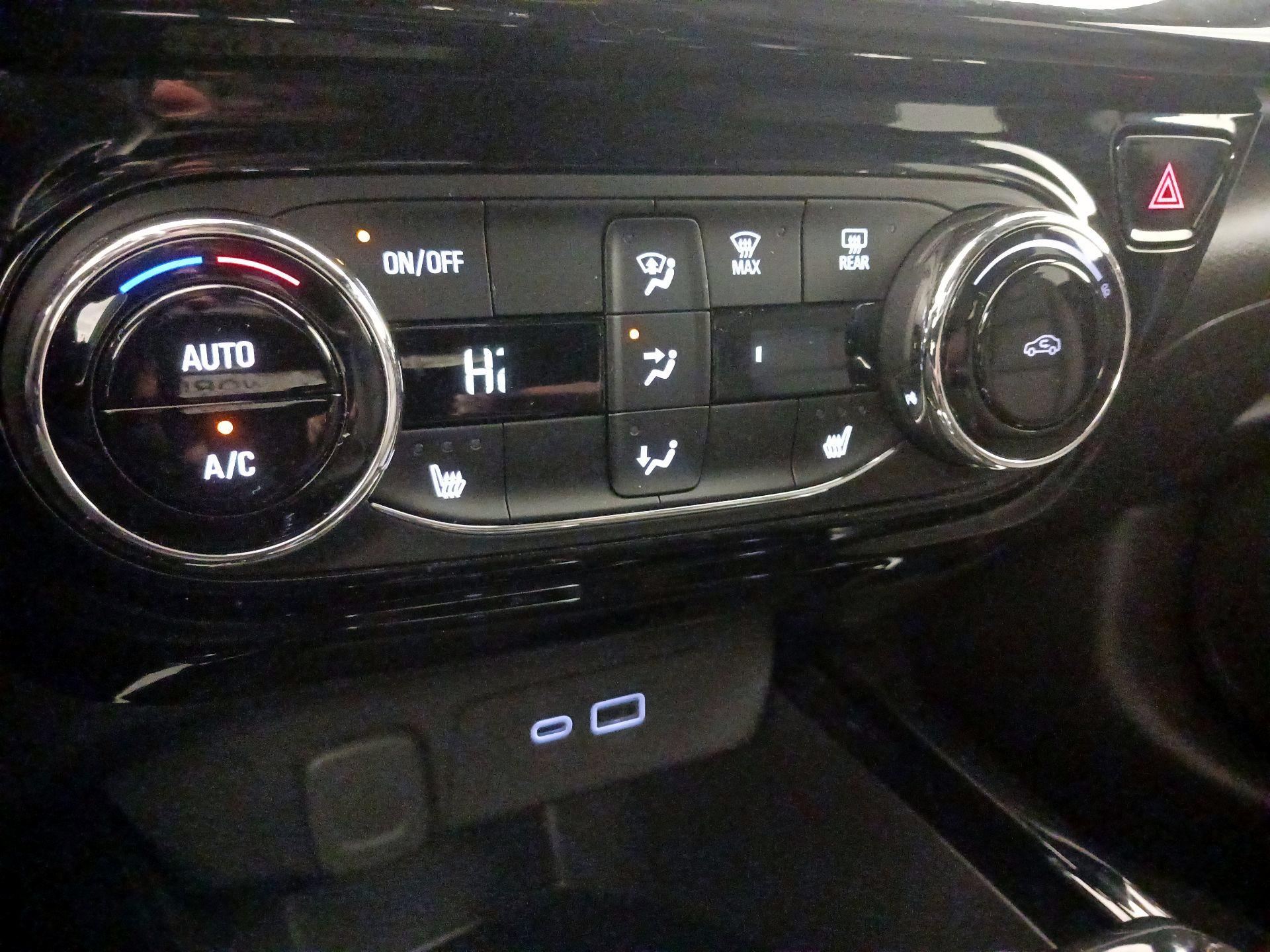 Thumbnail: 2024 Chevrolet Trax - 16