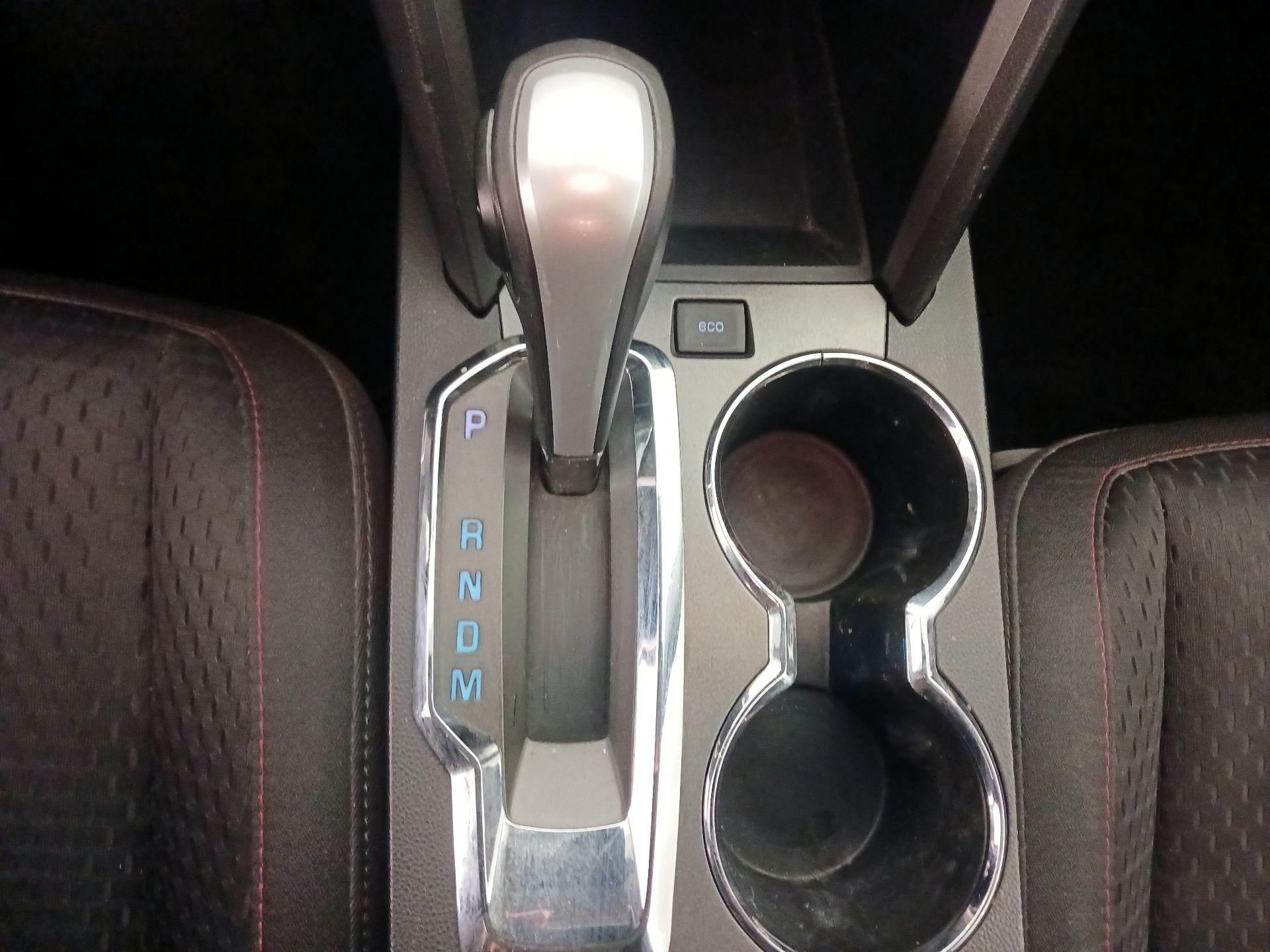 Thumbnail: 2015 Chevrolet Equinox - 15