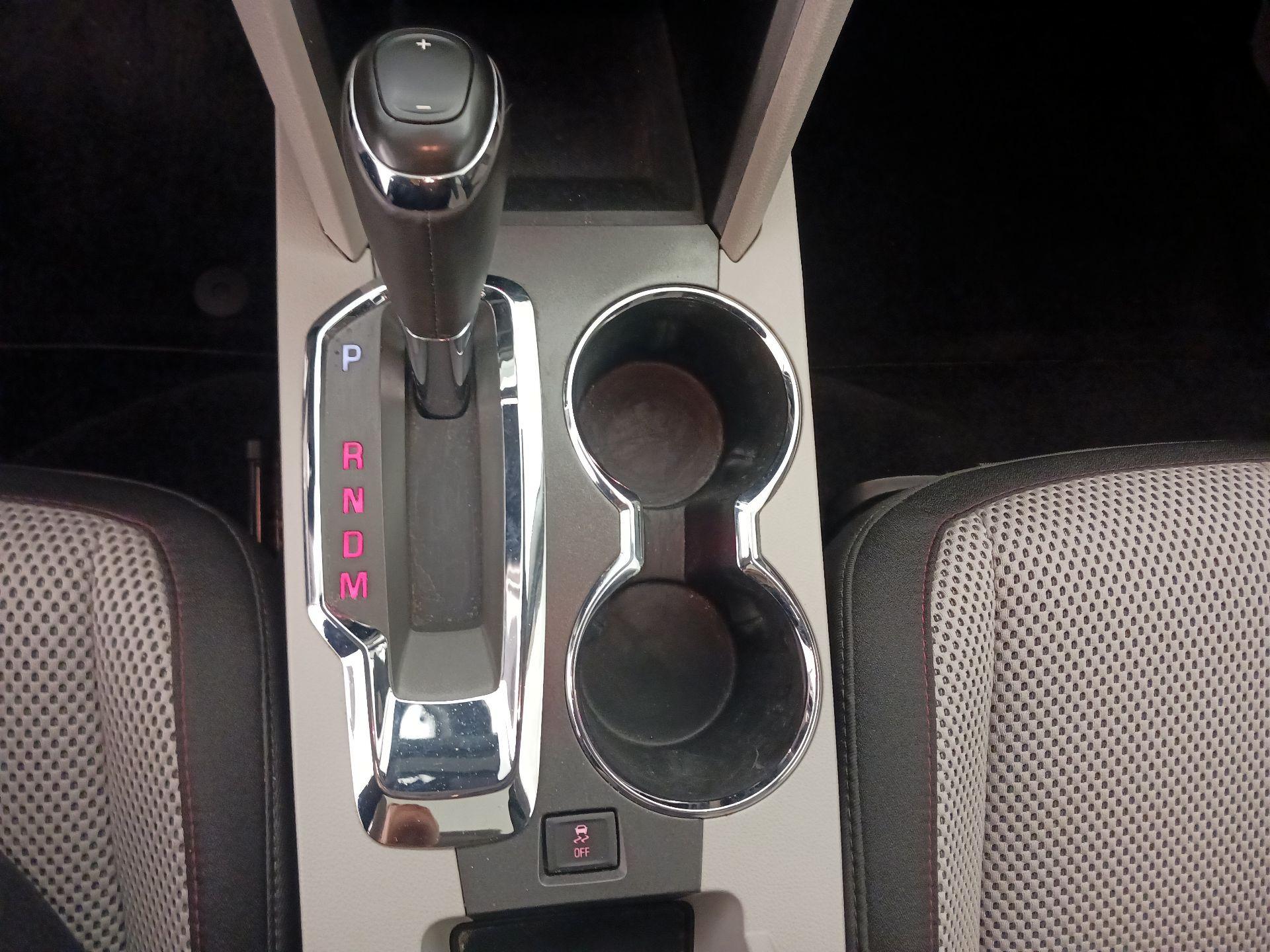 Thumbnail: 2016 GMC Terrain - 18