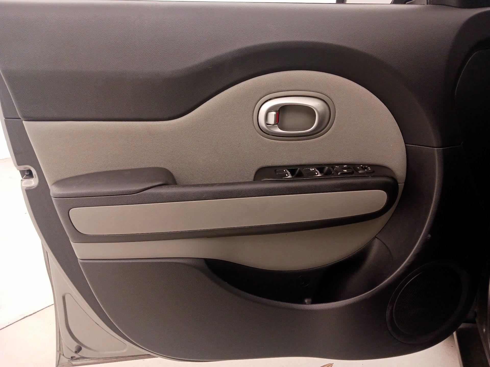 Thumbnail: 2018 Kia Soul - 12