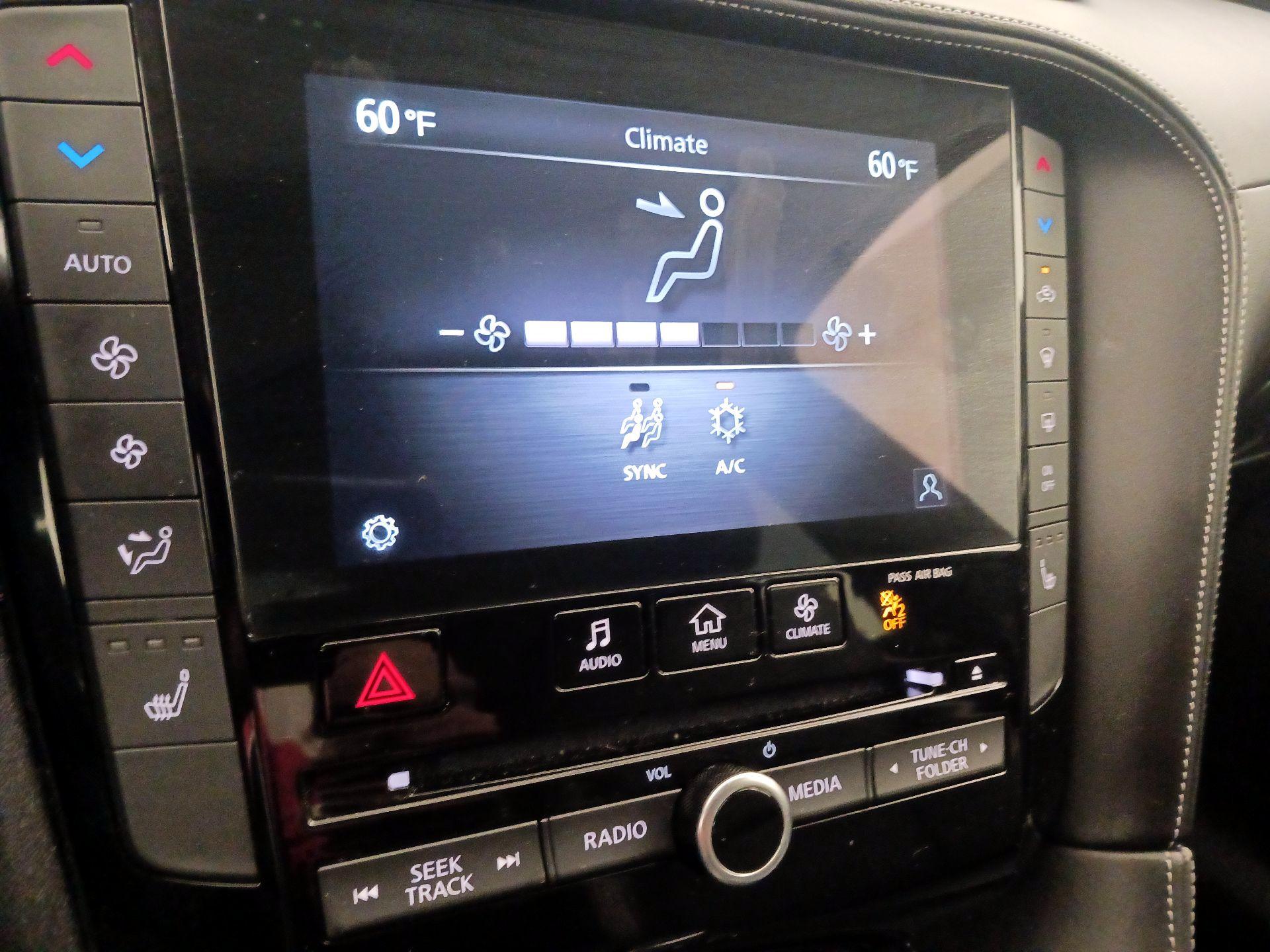 Thumbnail: 2024 INFINITI QX50 - 16