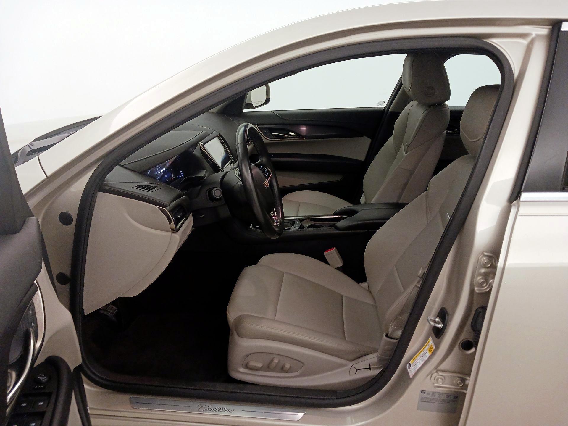 Thumbnail: 2016 Cadillac ATS - 11