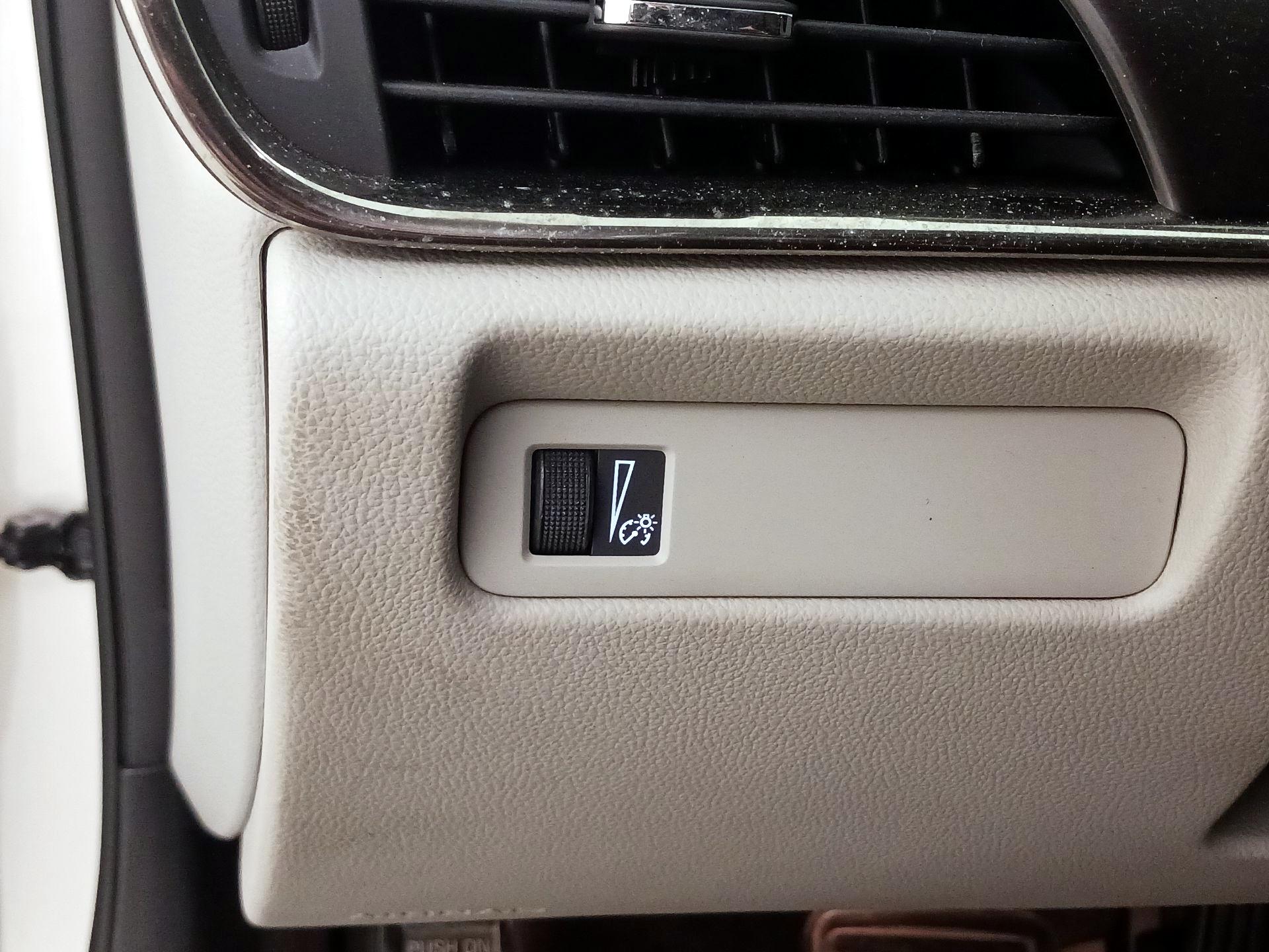 Thumbnail: 2016 Cadillac ATS - 13