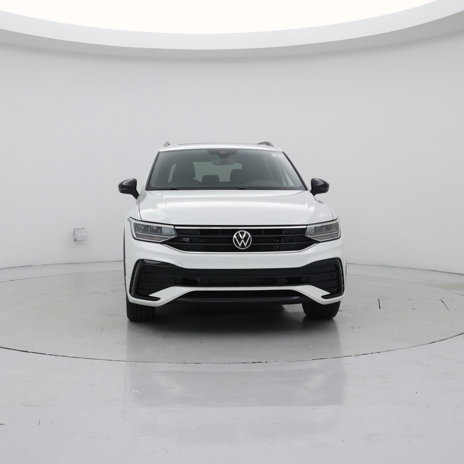 Thumbnail: 2022 Volkswagen Tiguan - 5