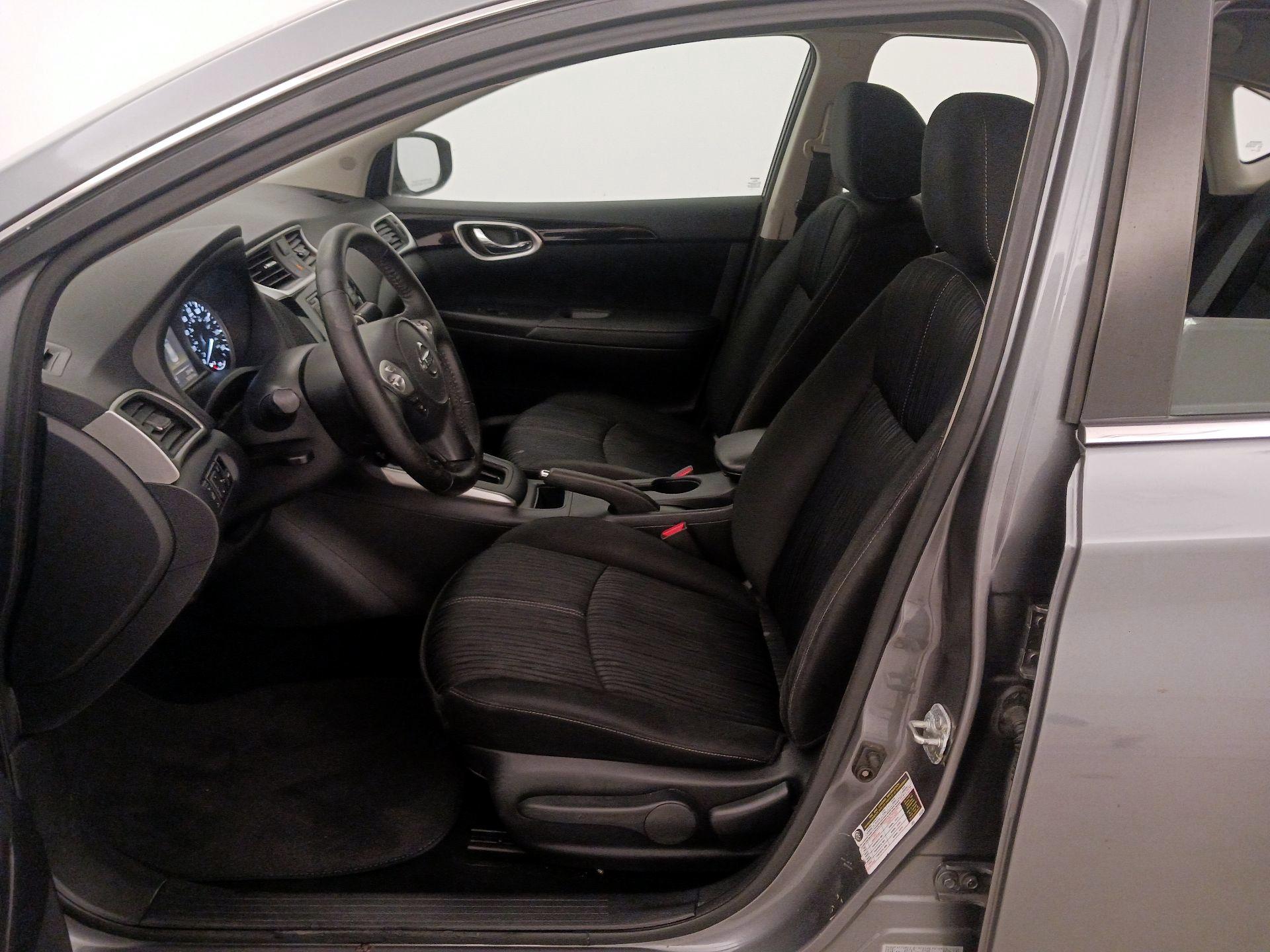 Thumbnail: 2018 Nissan Sentra - 11