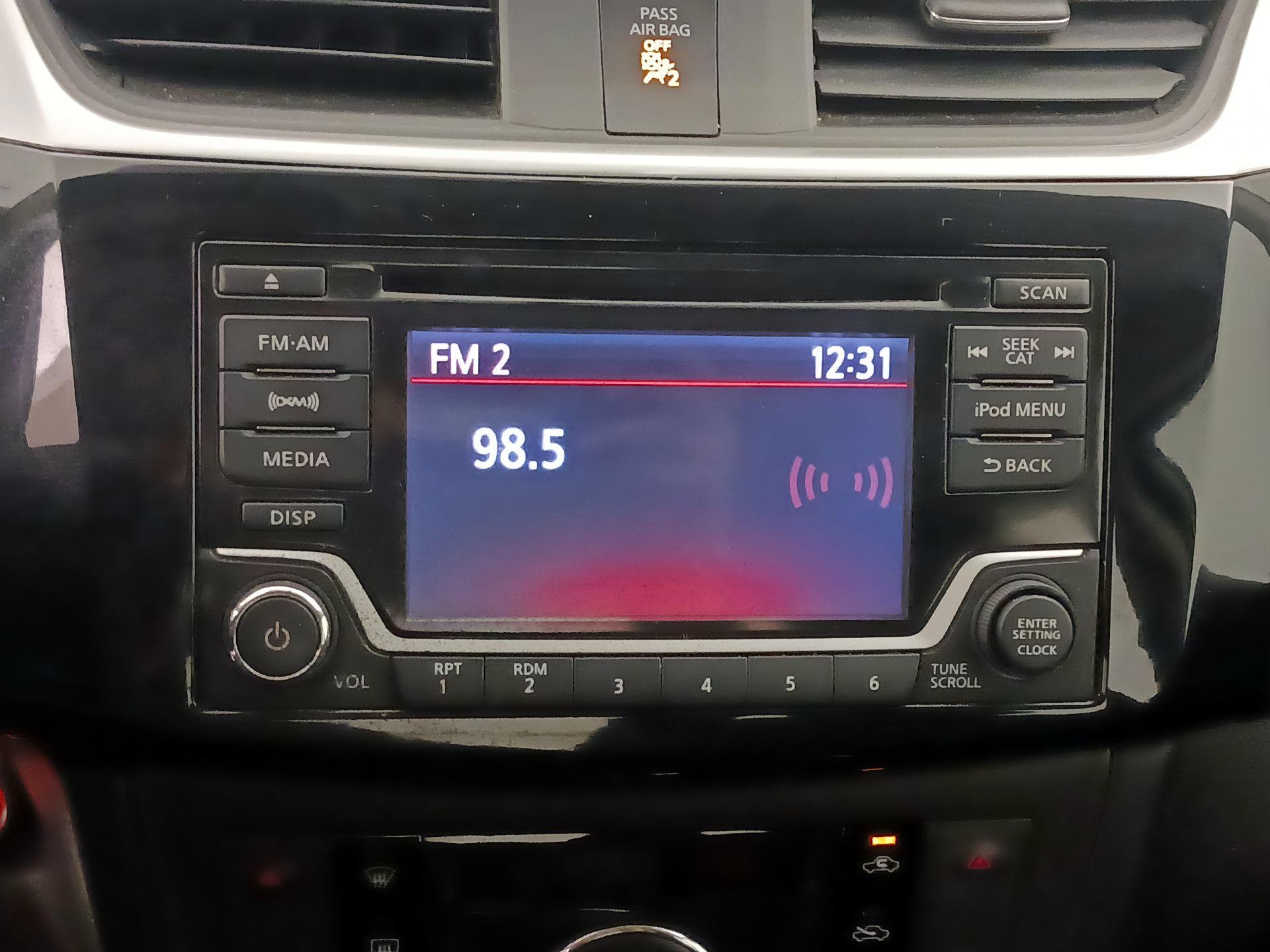 Thumbnail: 2018 Nissan Sentra - 15