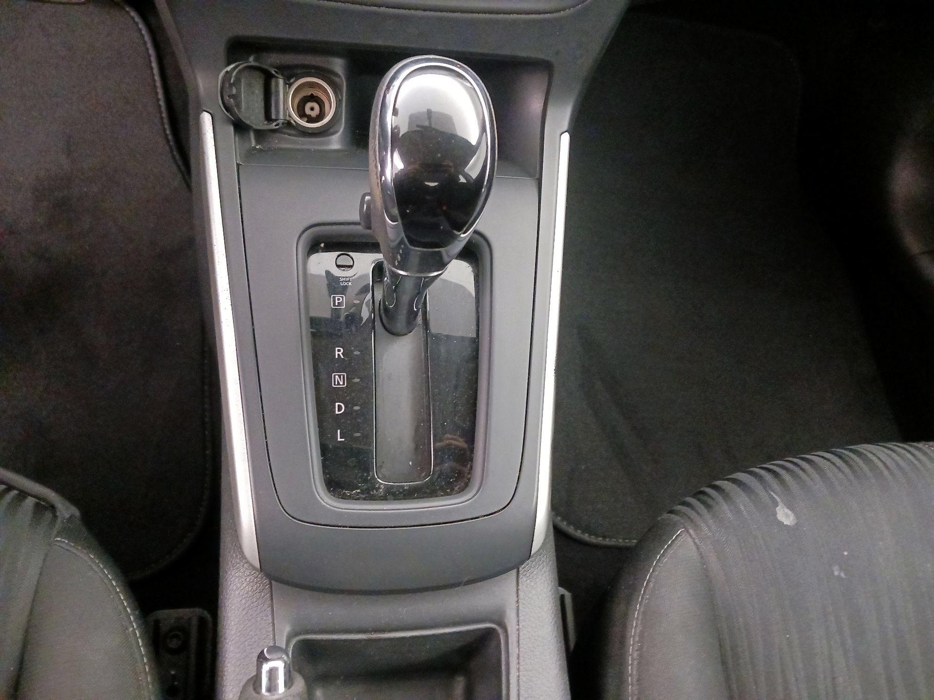 Thumbnail: 2018 Nissan Sentra - 17