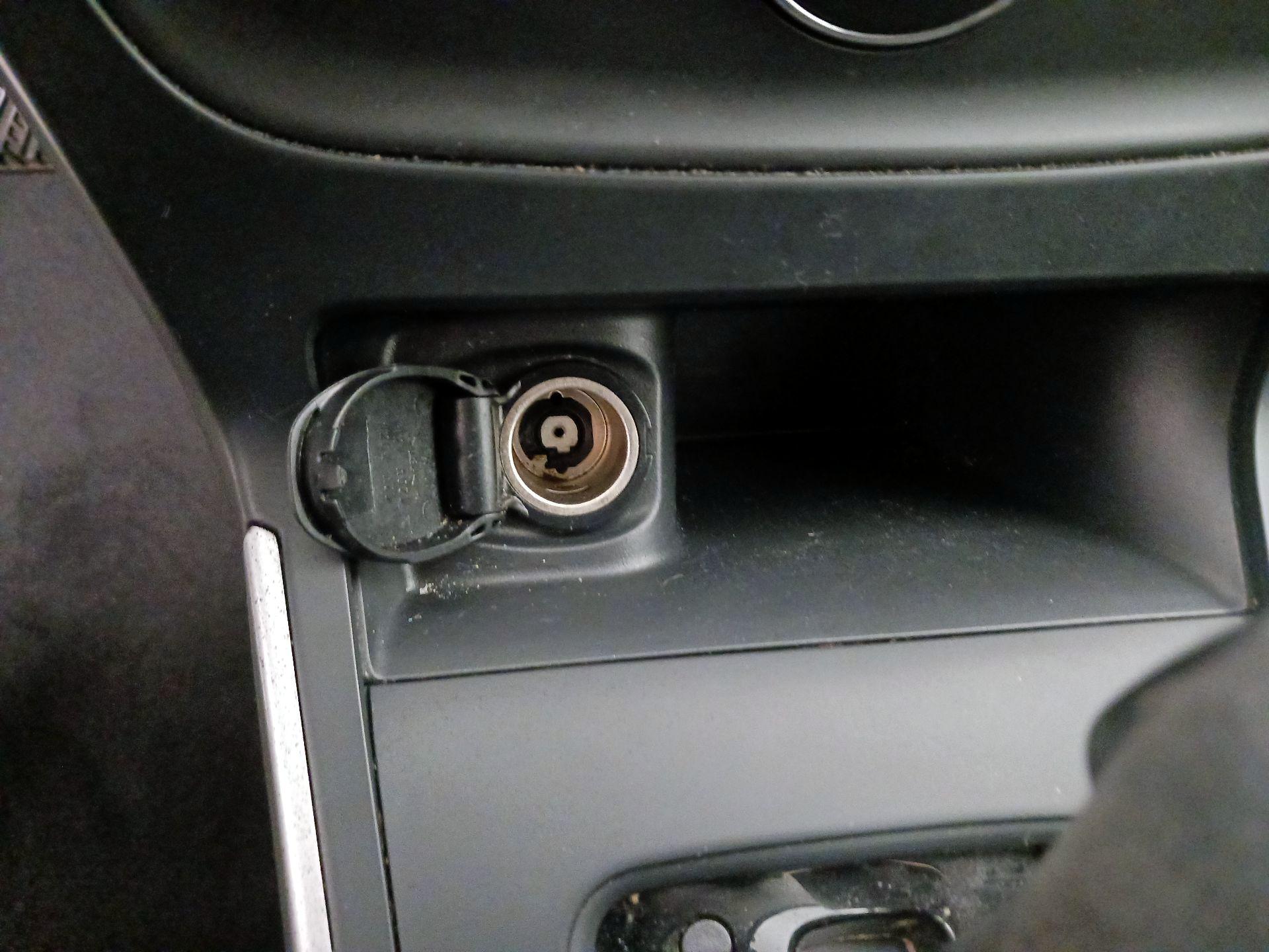 Thumbnail: 2018 Nissan Sentra - 18