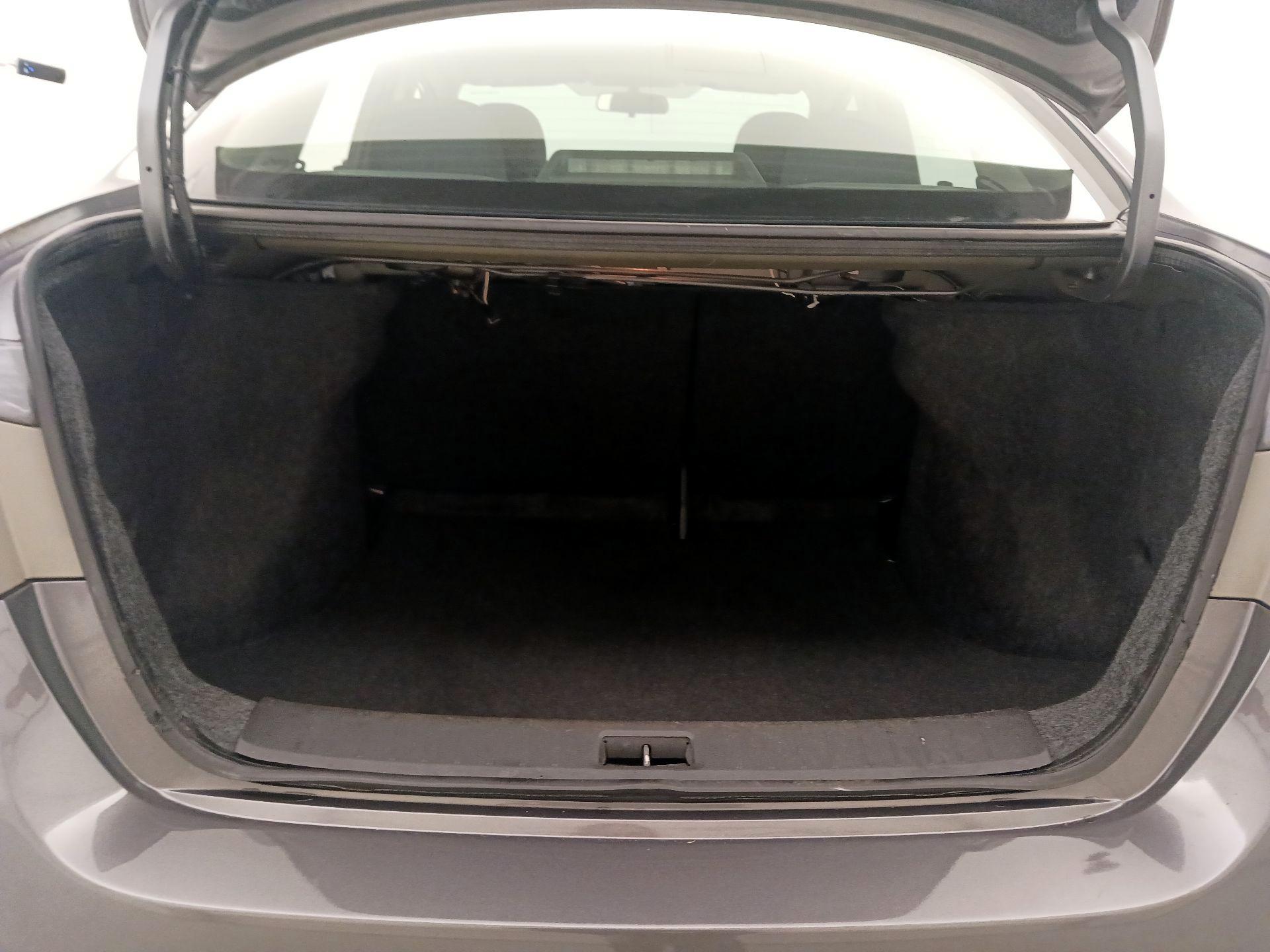 Thumbnail: 2018 Nissan Sentra - 20