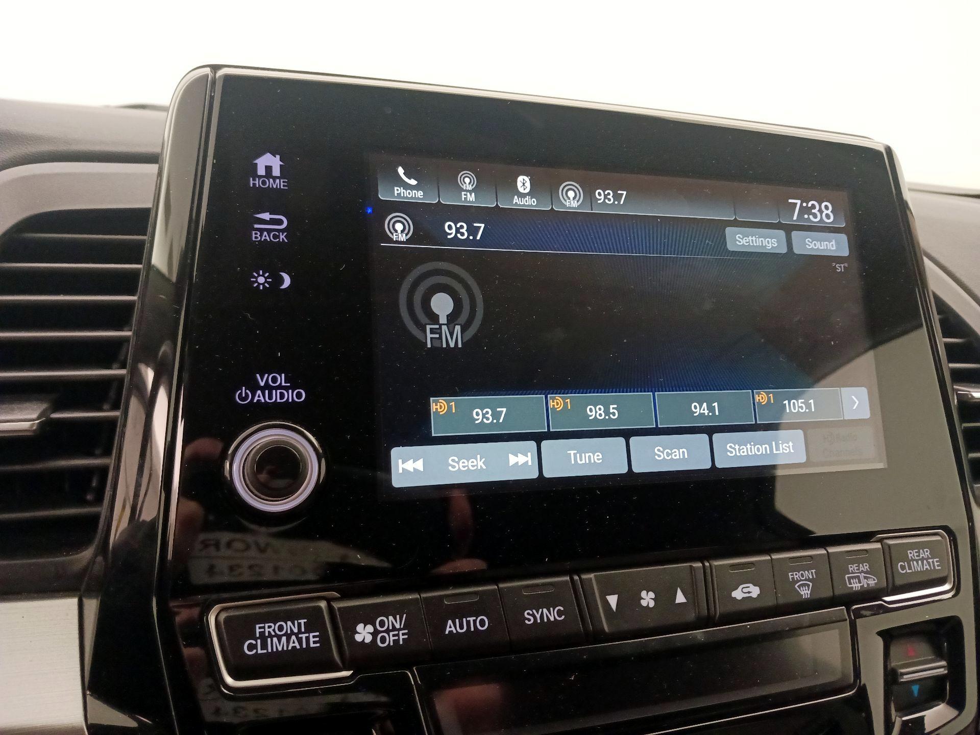 Thumbnail: 2019 Honda Odyssey - 15