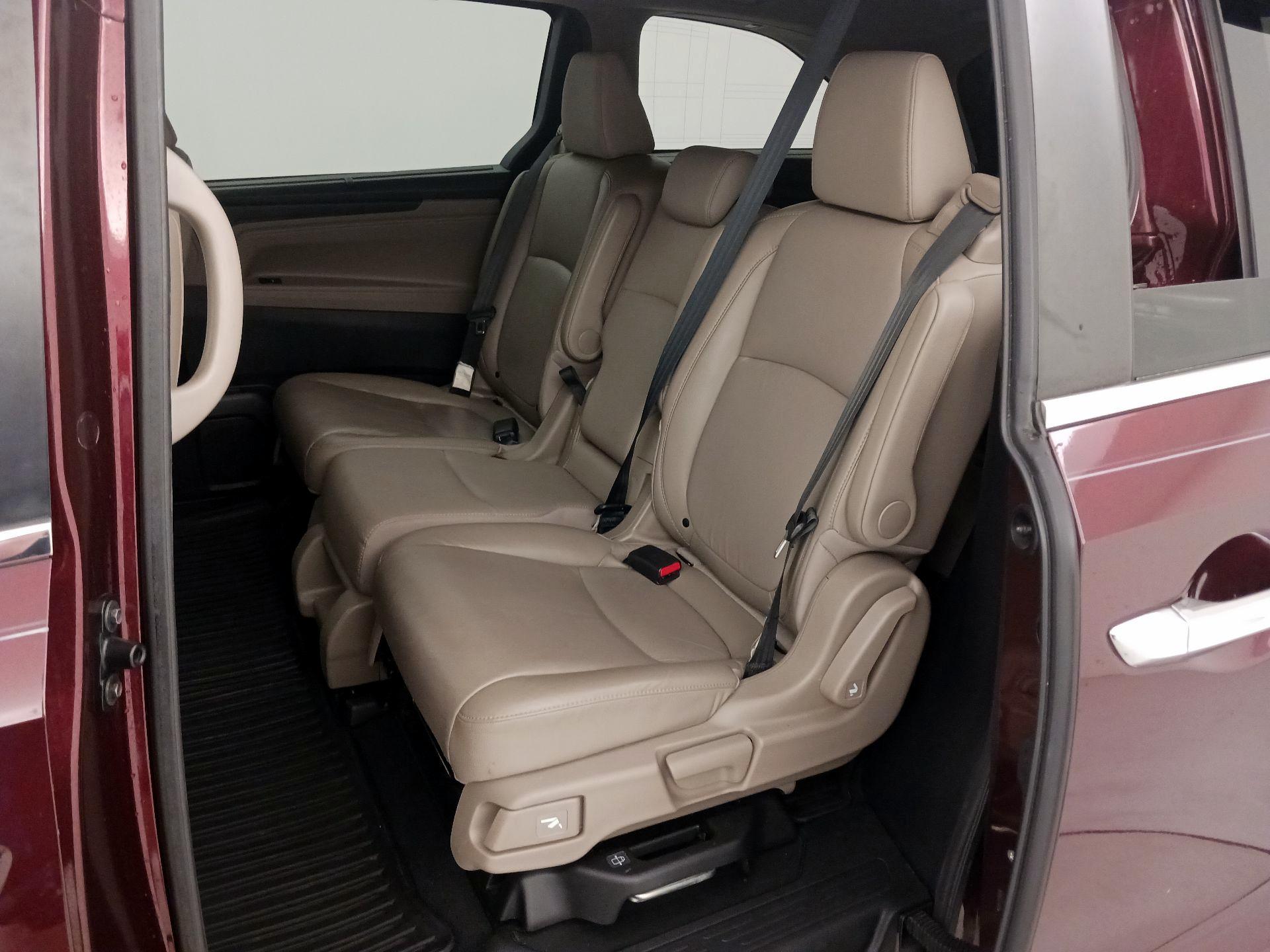 Thumbnail: 2019 Honda Odyssey - 20