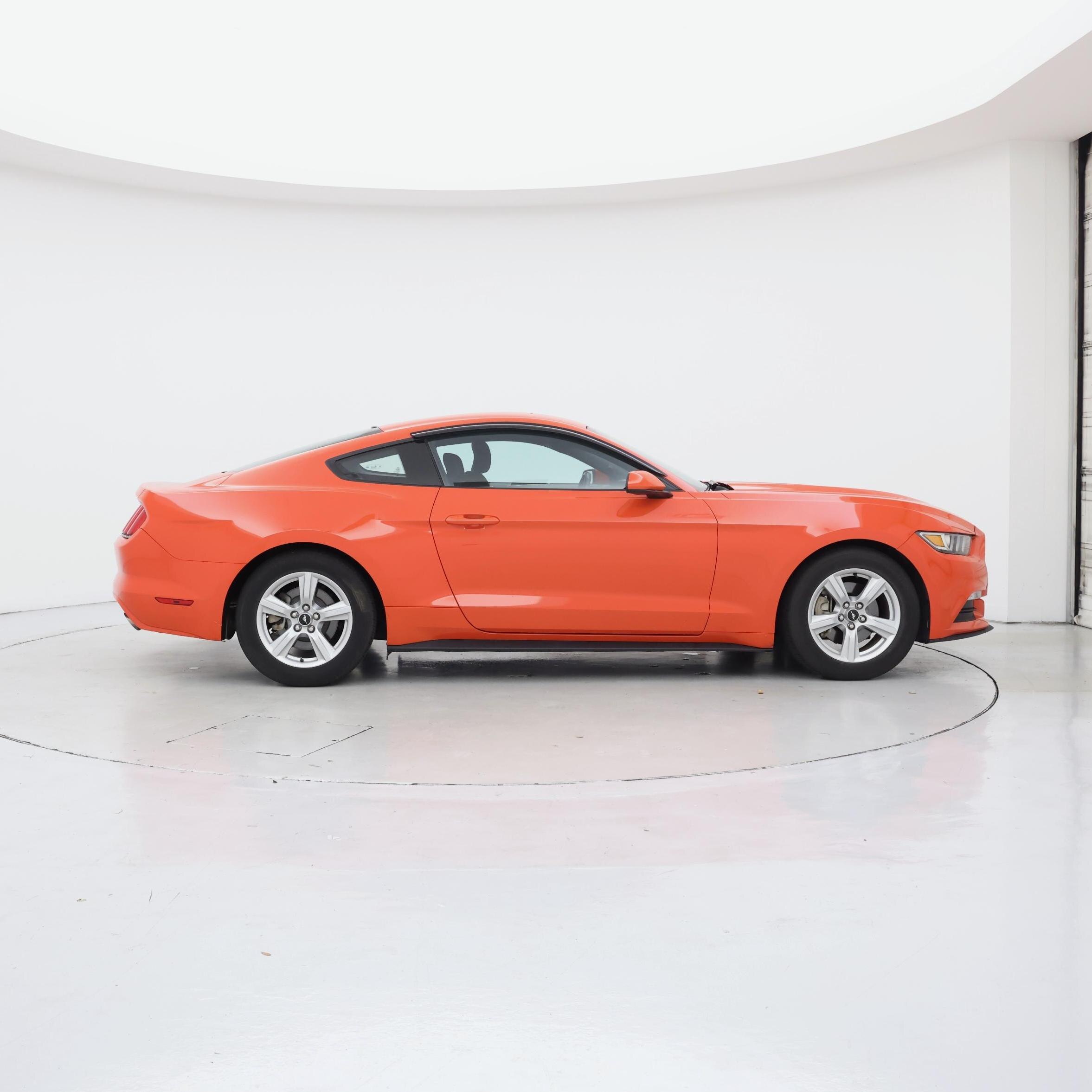 Thumbnail: 2016 Ford Mustang - 7