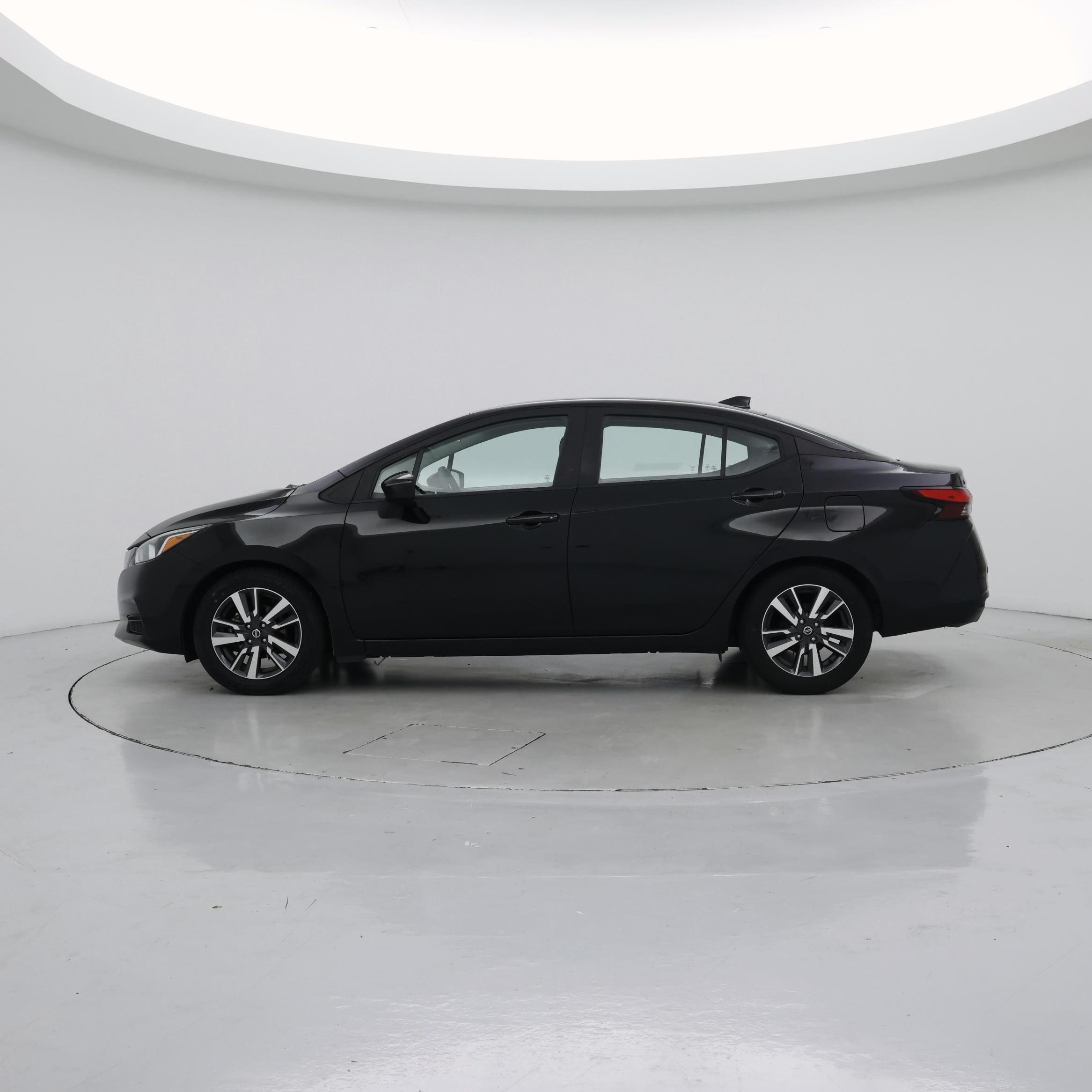 Thumbnail: 2020 Nissan Versa - 3