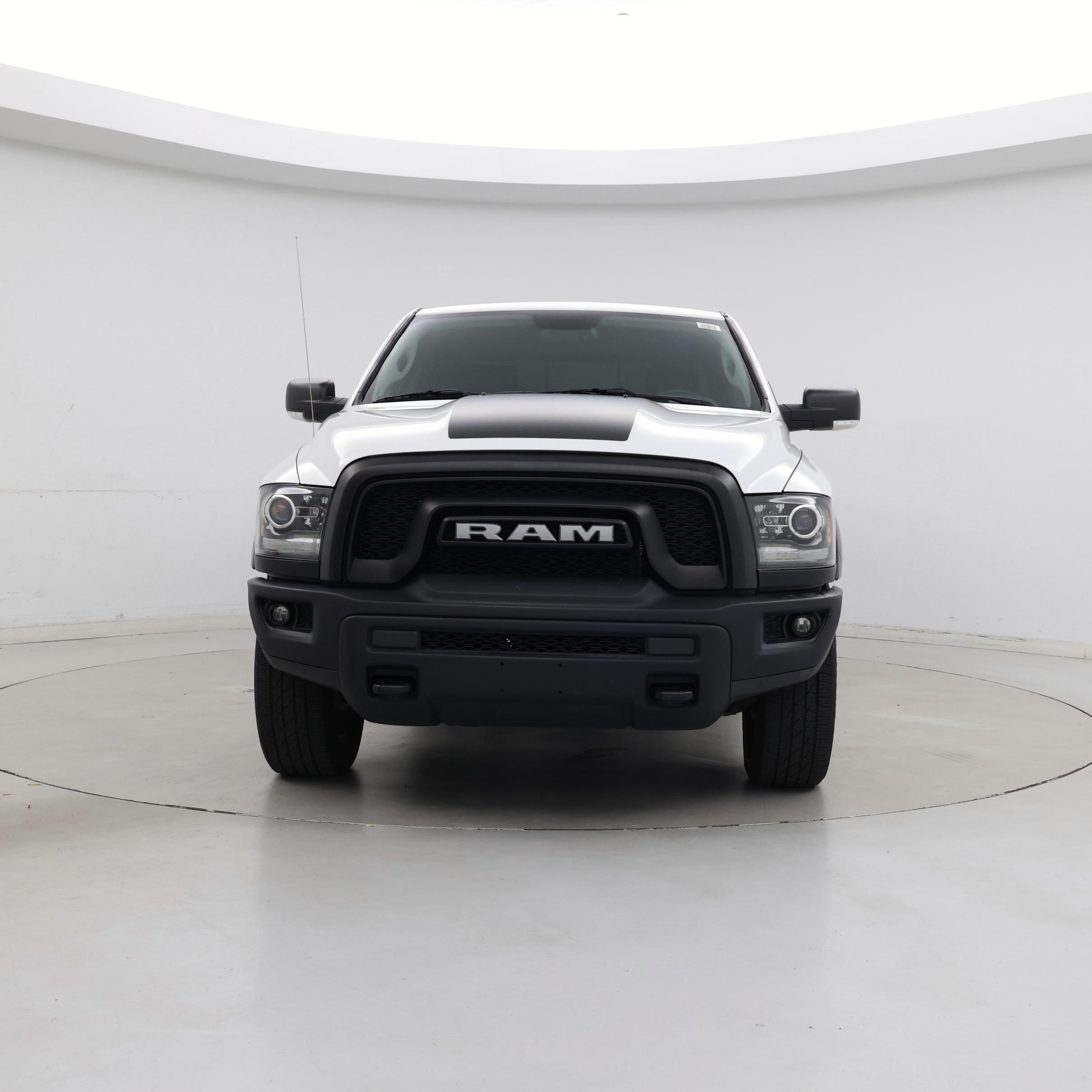 Thumbnail: 2019 RAM 1500 Classic - 5