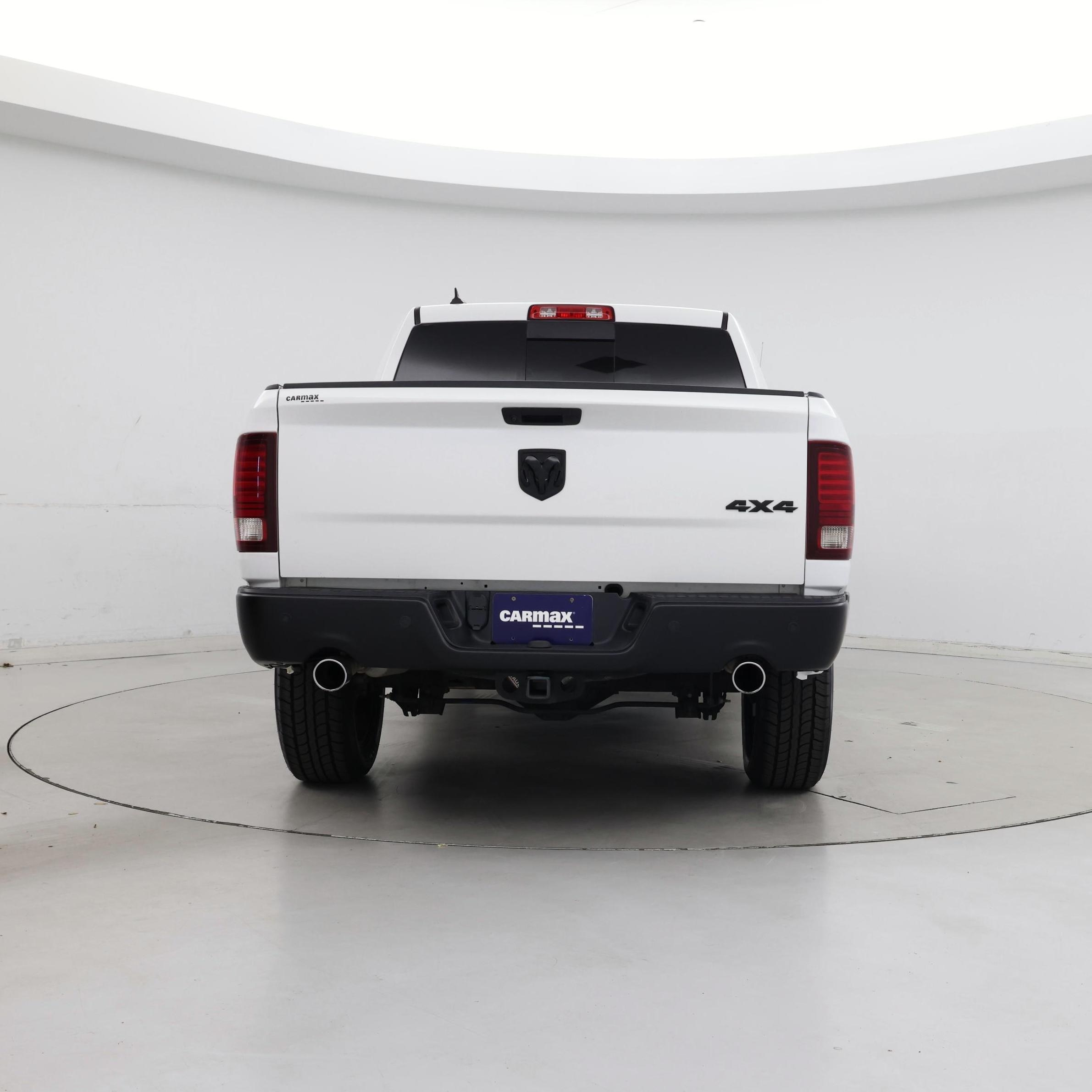 Thumbnail: 2019 RAM 1500 Classic - 6