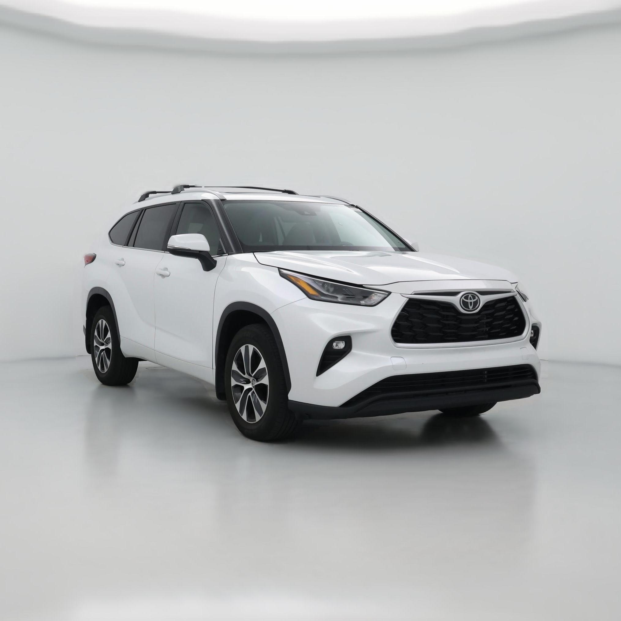 Thumbnail: 2023 Toyota Highlander - 1