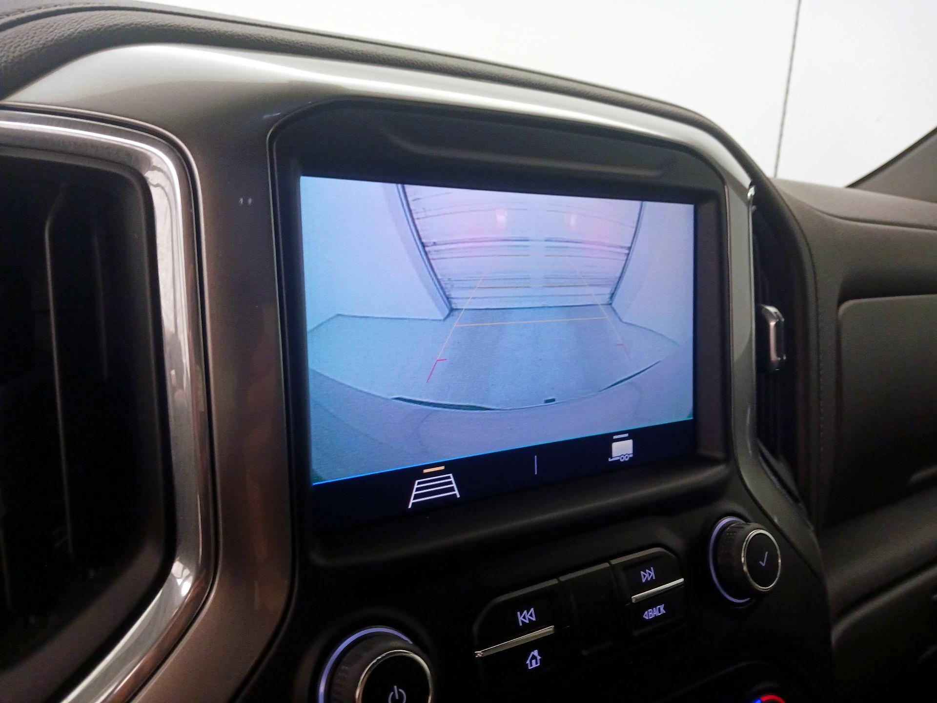 Thumbnail: 2021 Chevrolet Silverado 1500 - 14