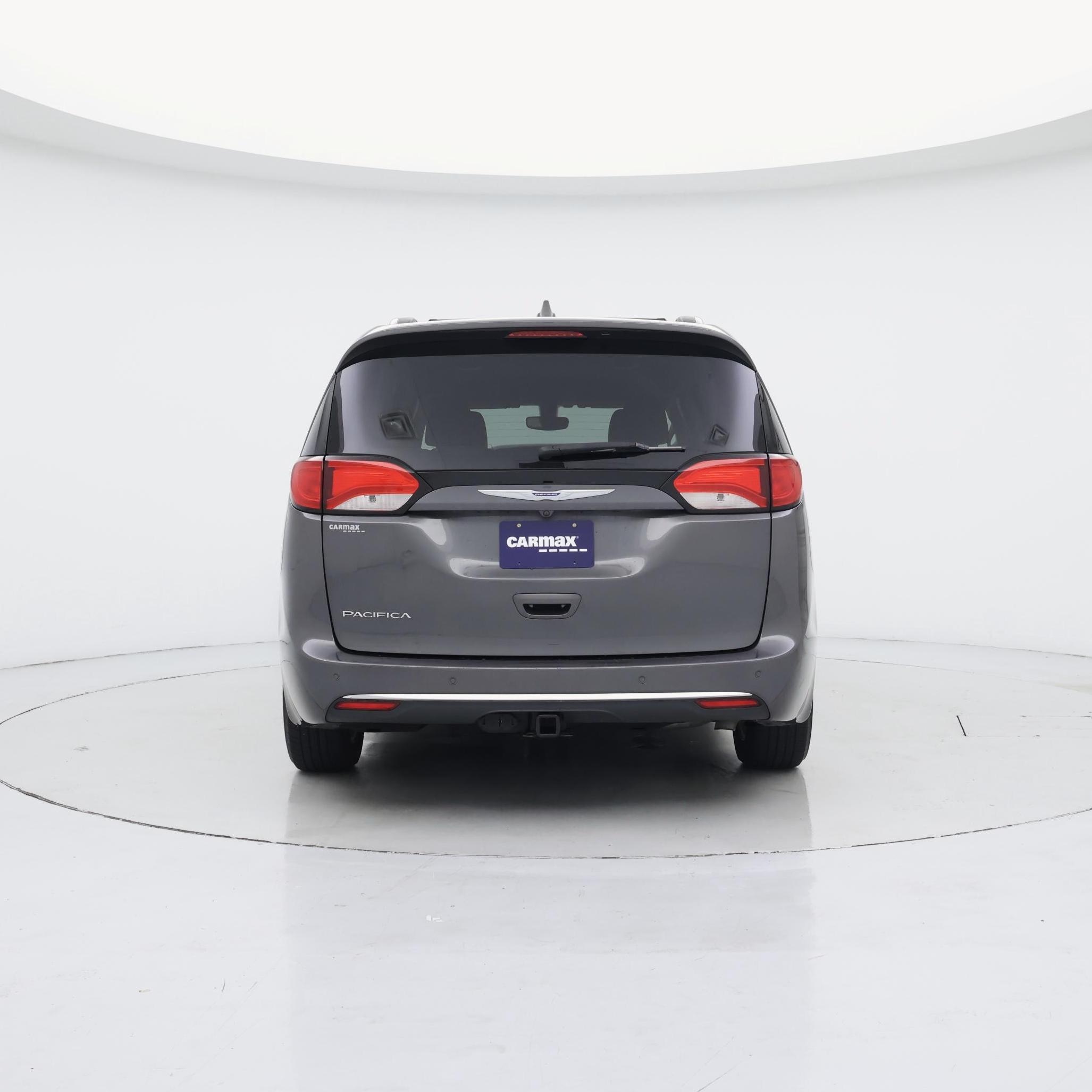 Thumbnail: 2018 Chrysler Pacifica - 6