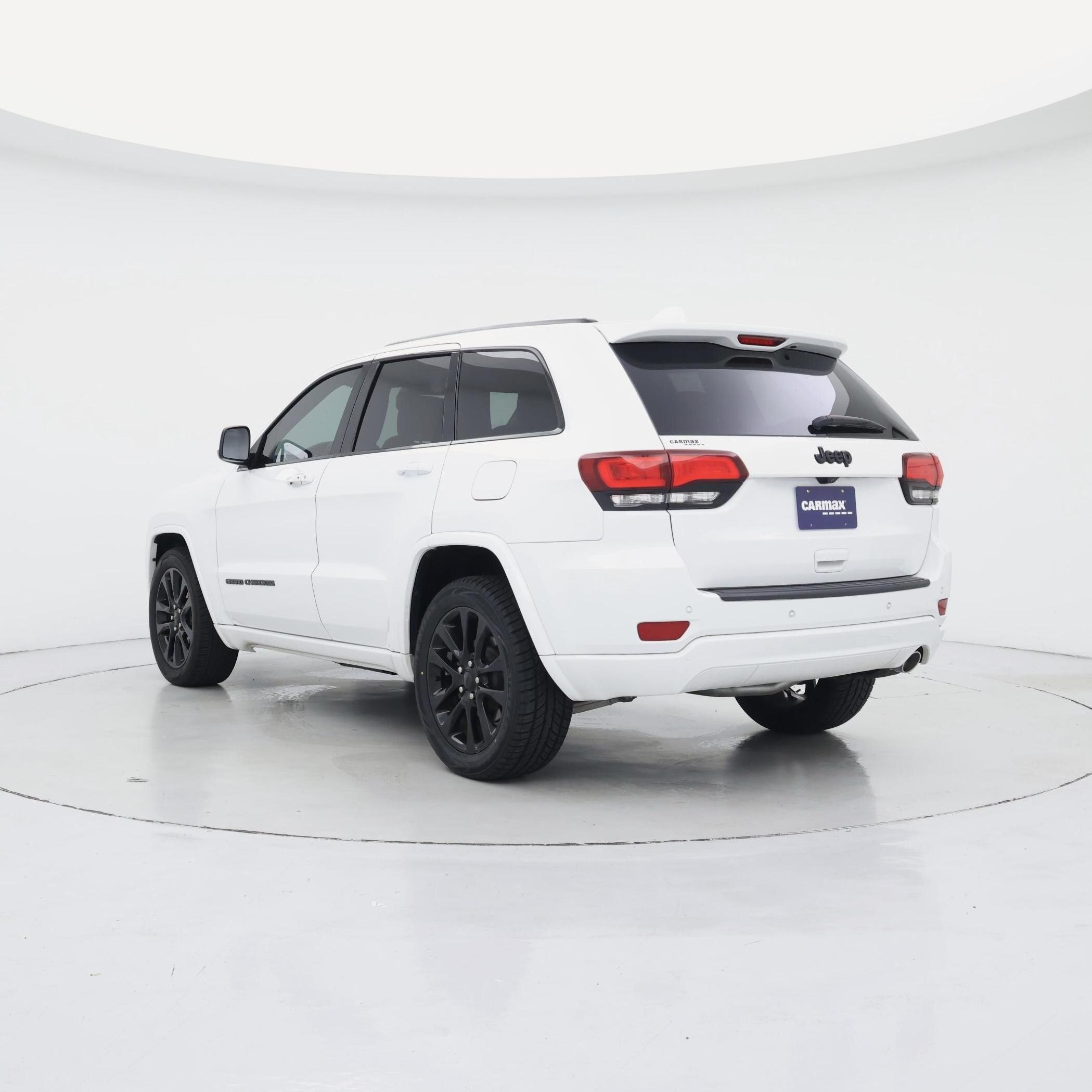 Thumbnail: 2019 Jeep Grand Cherokee - 2