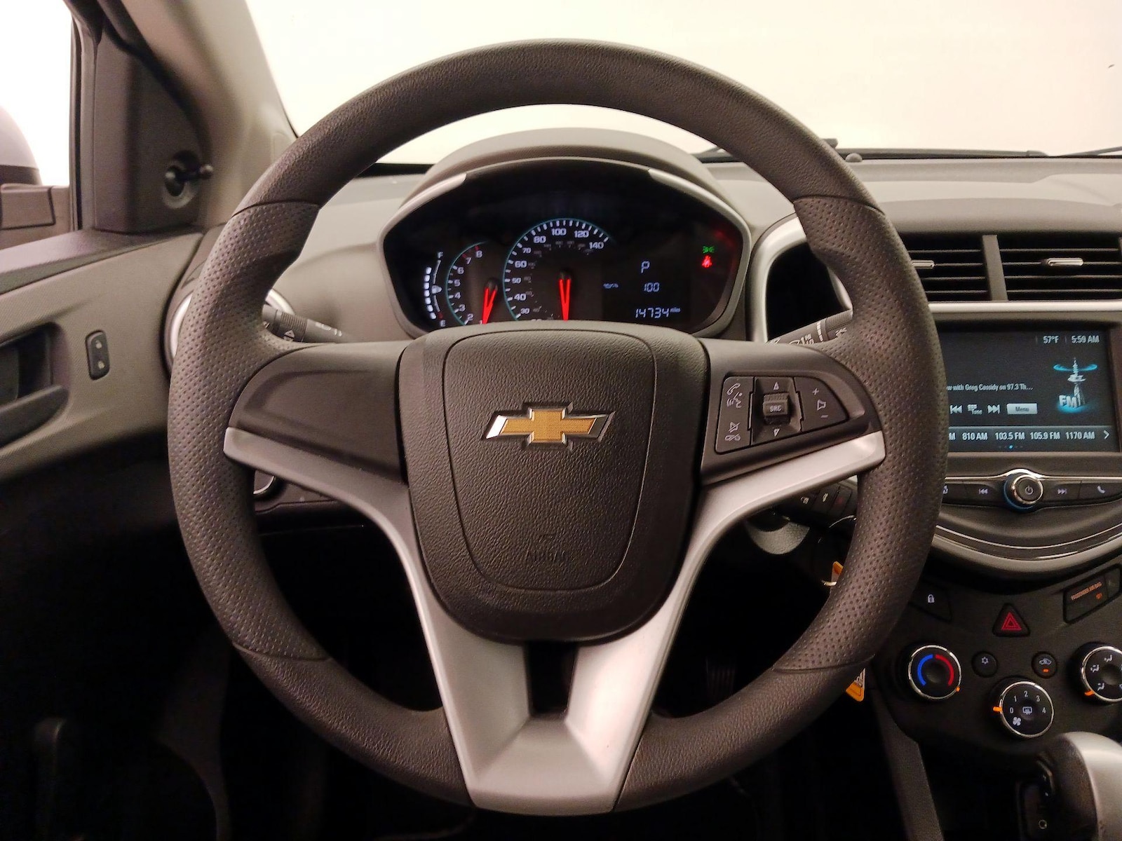 2017 Chevrolet Sonic LS - Photo 11