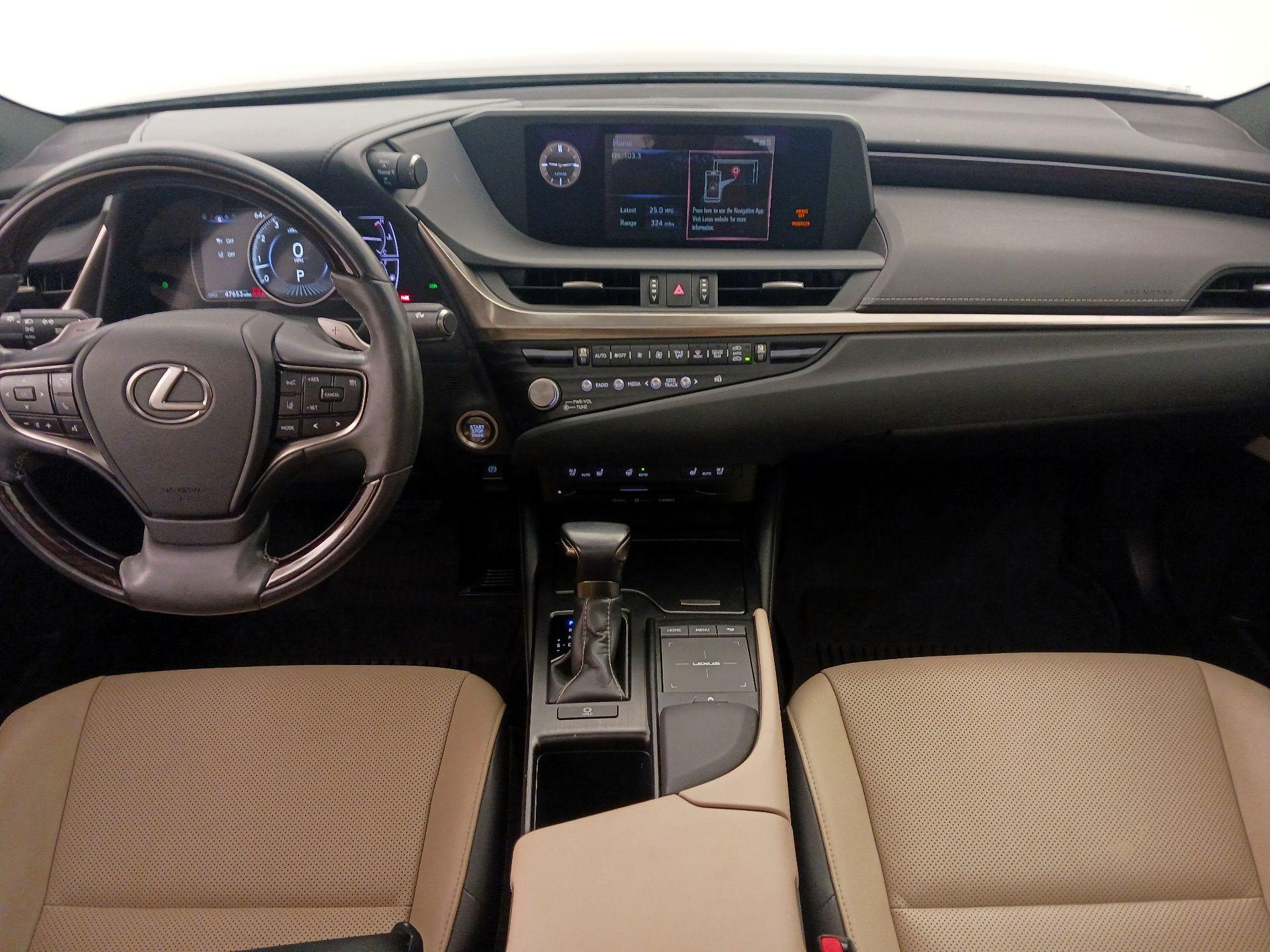 Thumbnail: 2021 Lexus ES - 9