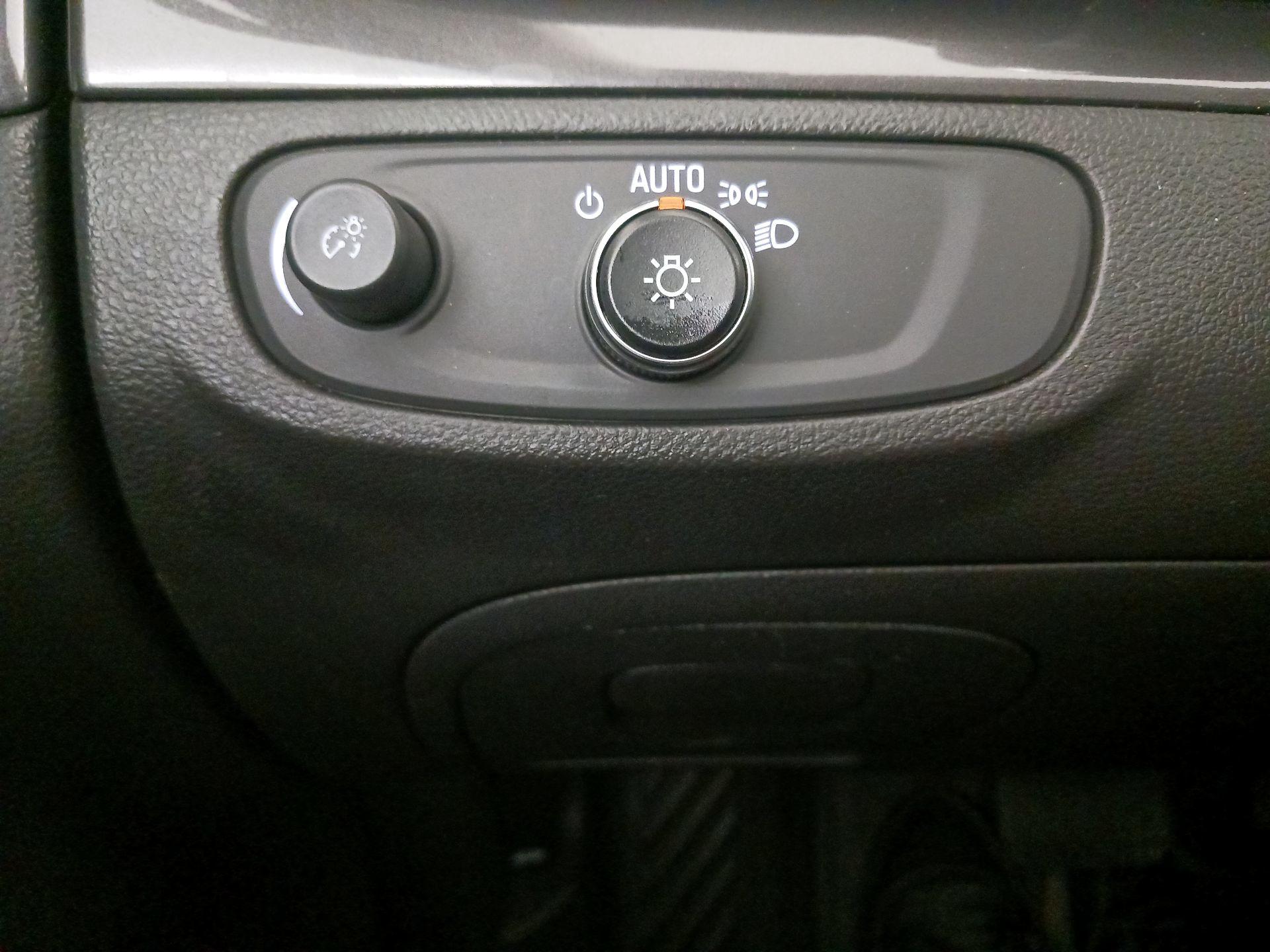 Thumbnail: 2019 Buick Encore - 13