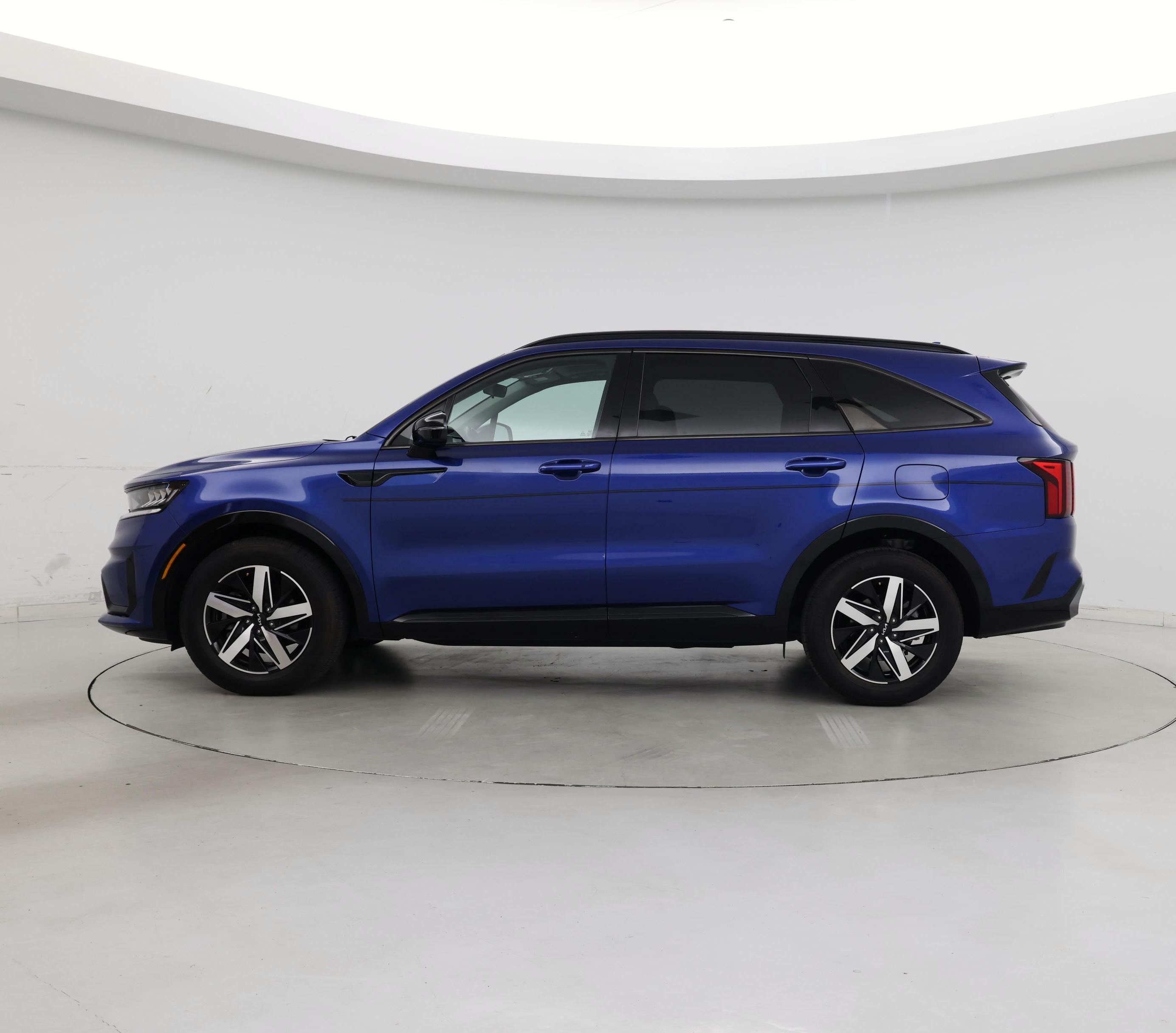 Thumbnail: 2023 Kia Sorento - 3