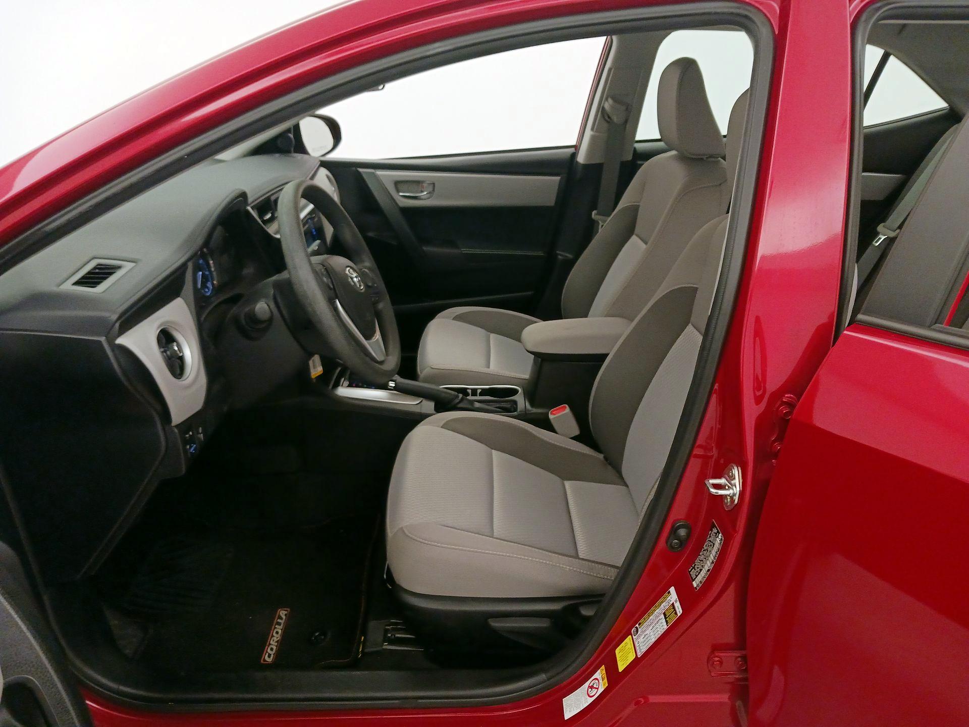 Thumbnail: 2017 Toyota Corolla - 11