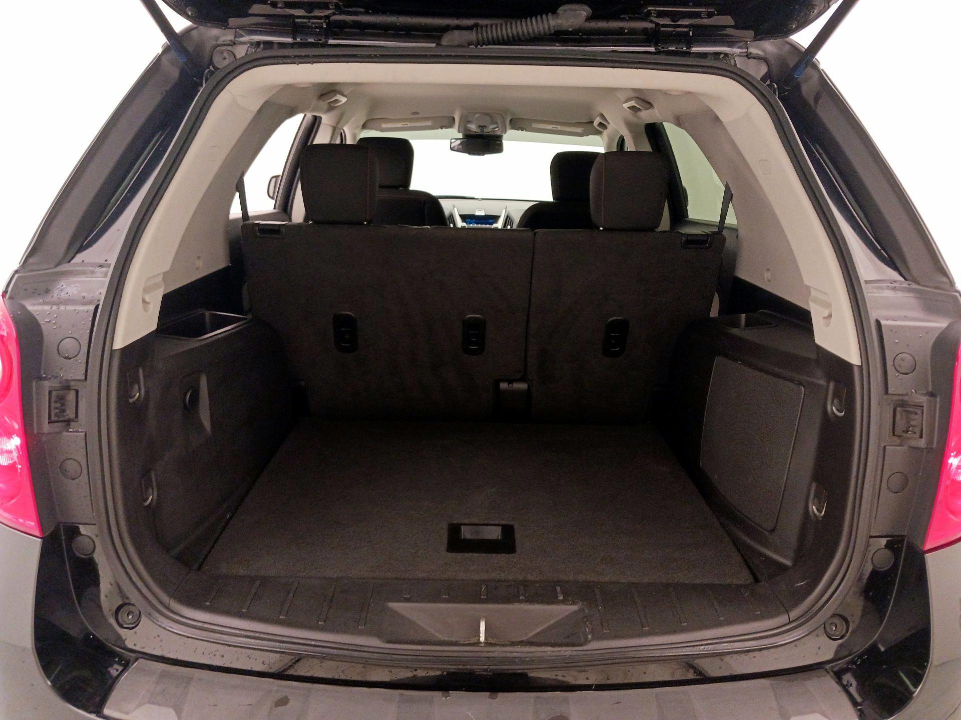 Thumbnail: 2015 Chevrolet Equinox - 17