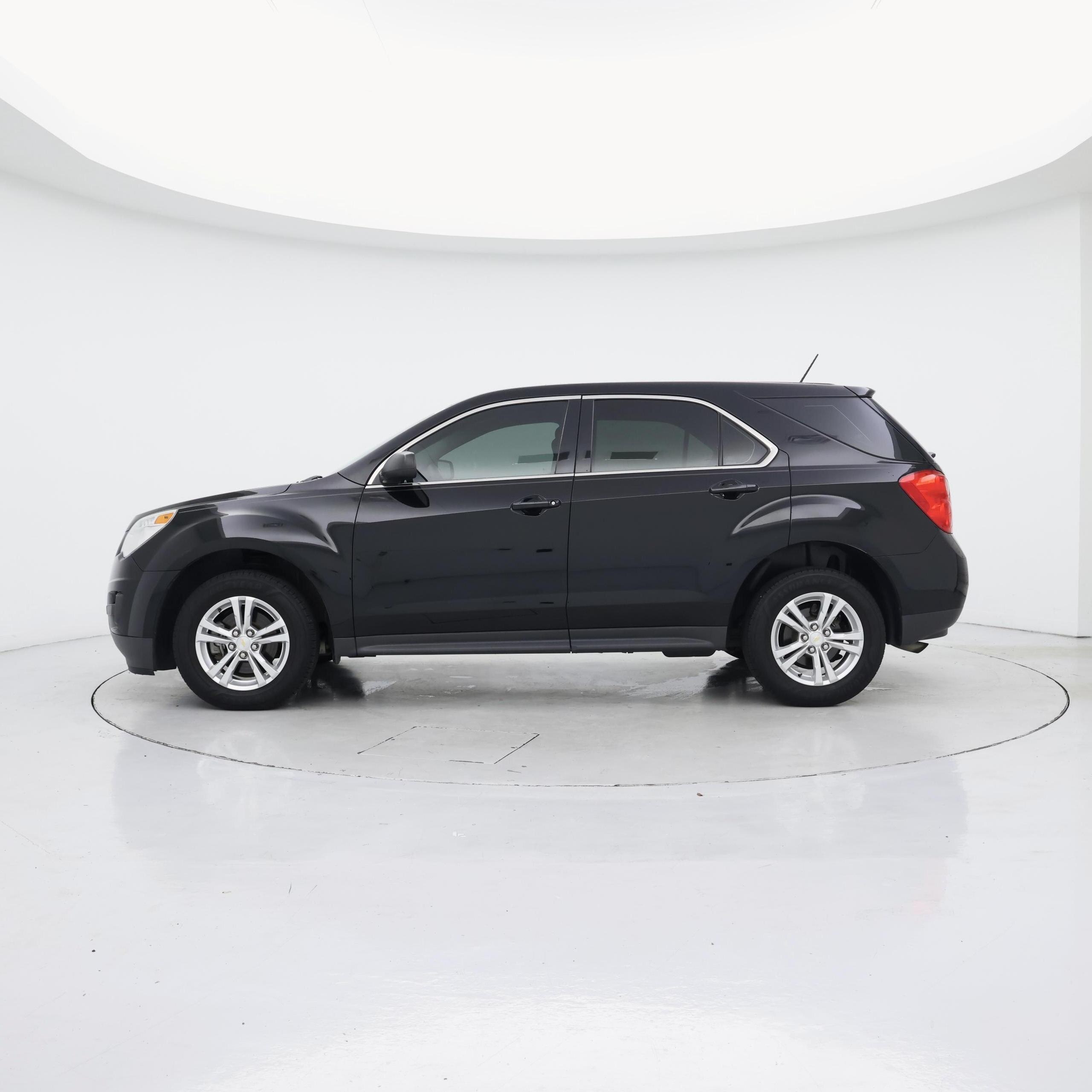 Thumbnail: 2015 Chevrolet Equinox - 3