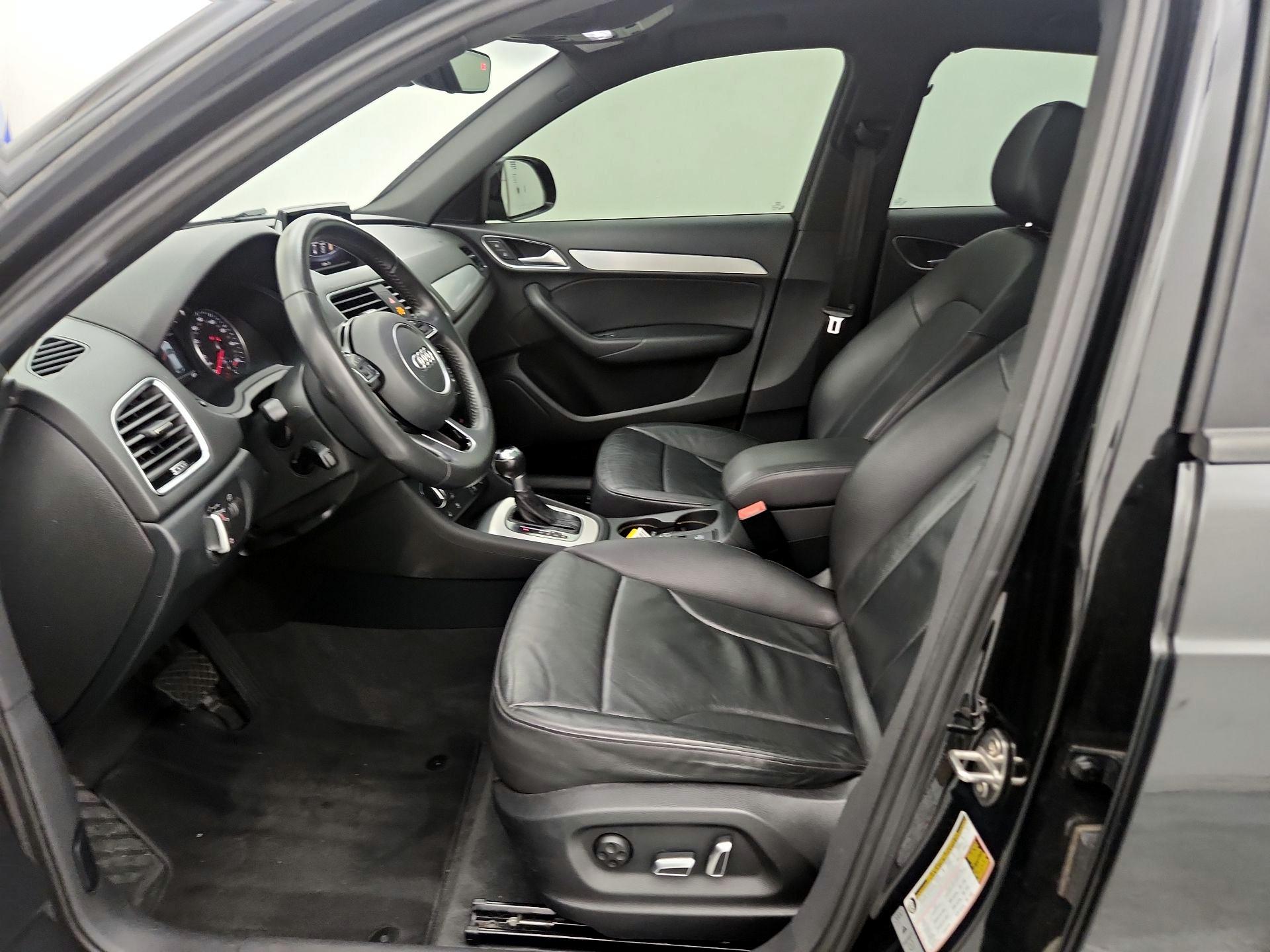 Thumbnail: 2018 Audi Q3 - 11