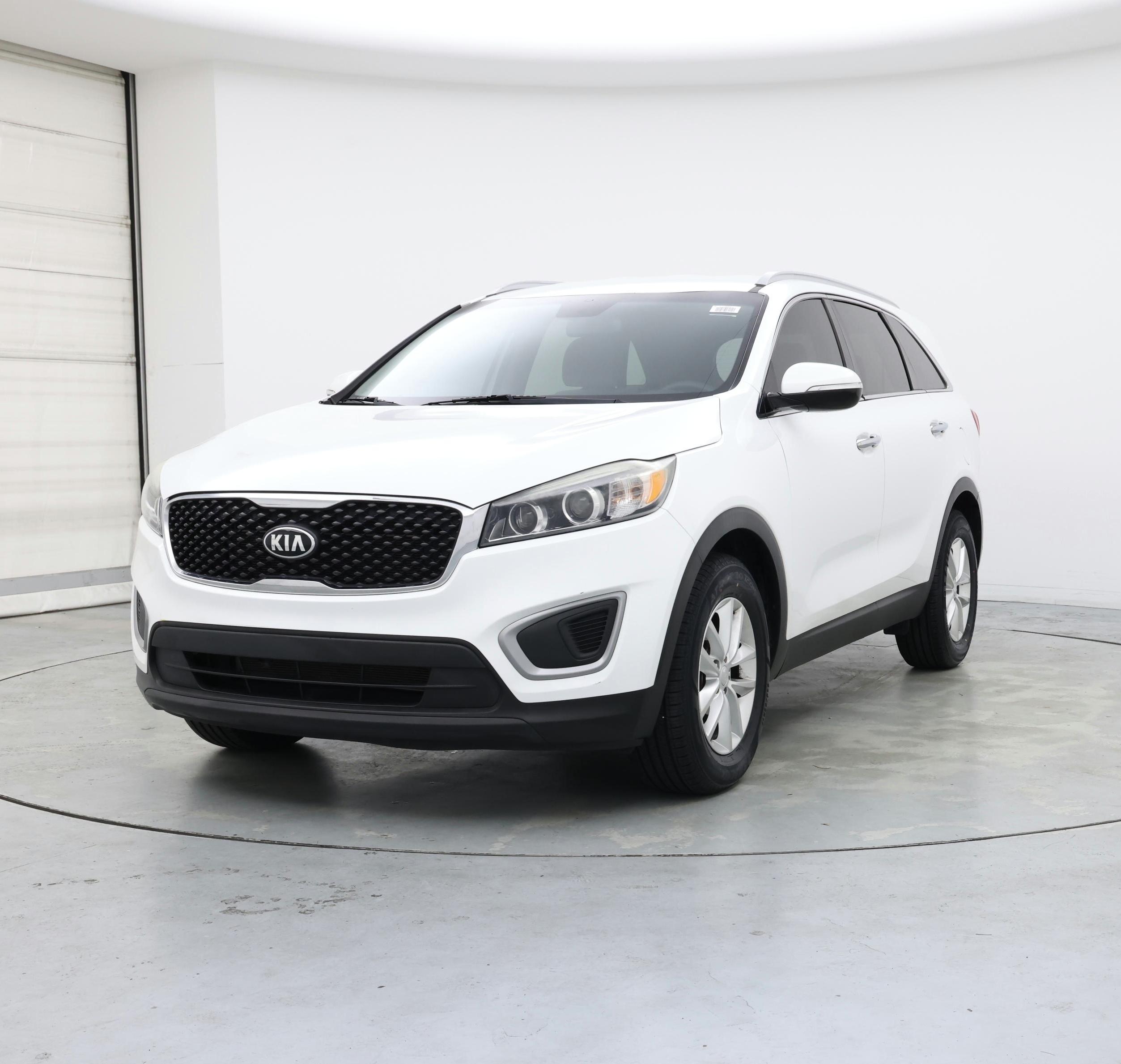 Thumbnail: 2017 Kia Sorento - 4