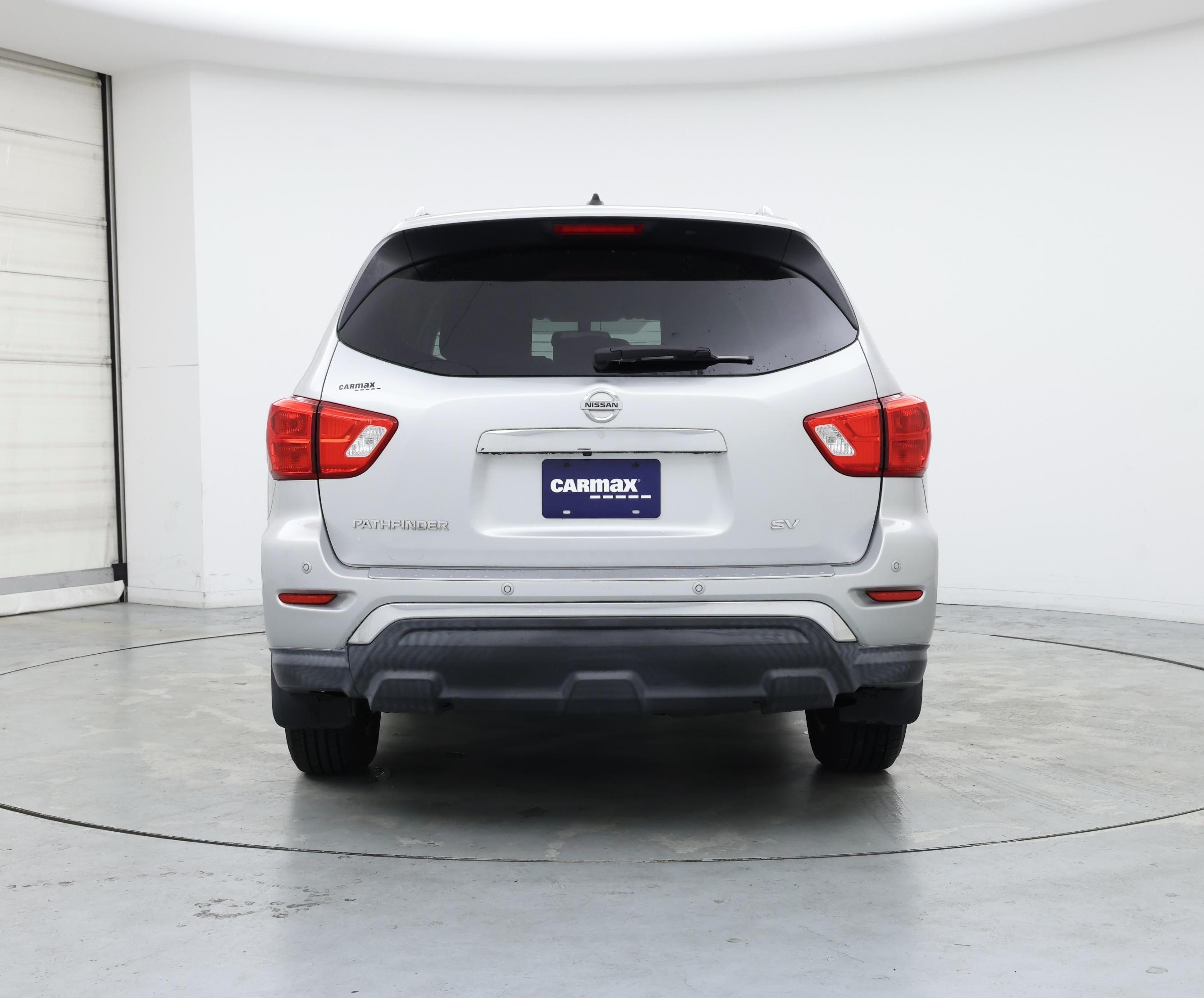 Thumbnail: 2017 Nissan Pathfinder - 6