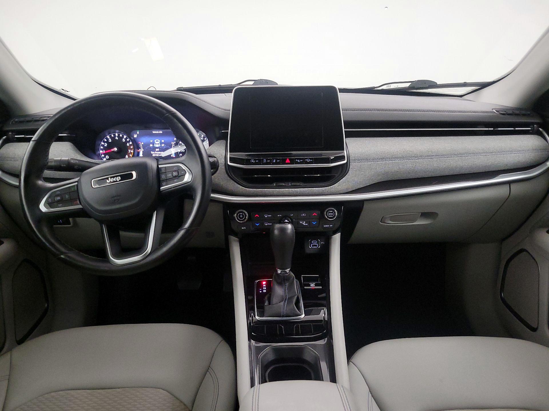 Thumbnail: 2022 Jeep Compass - 8
